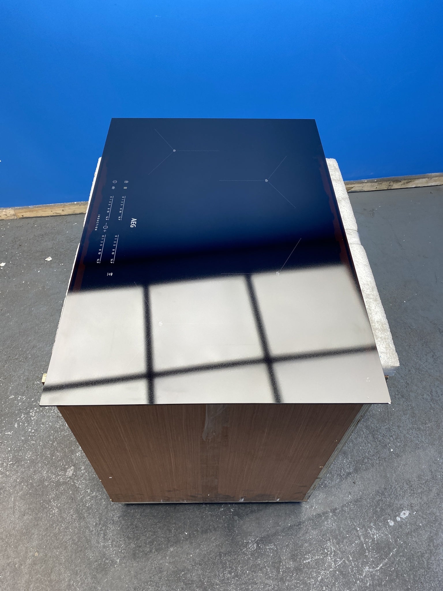 AEG 7000 IAX84411CB 80cm 4-Zone SenseBoil Induction Hob