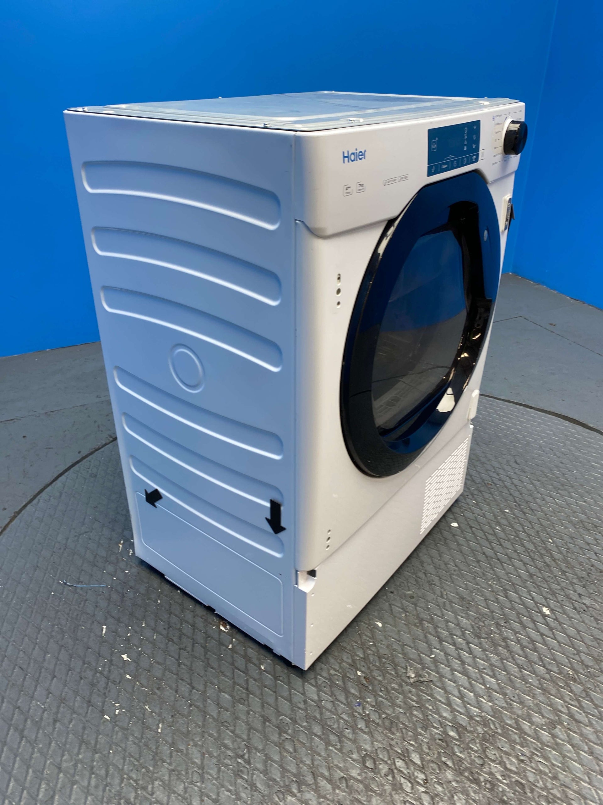 Haier Series 6 HDBIH7A2TBEX Integrated 7kg Heat Pump Tumble Dryer