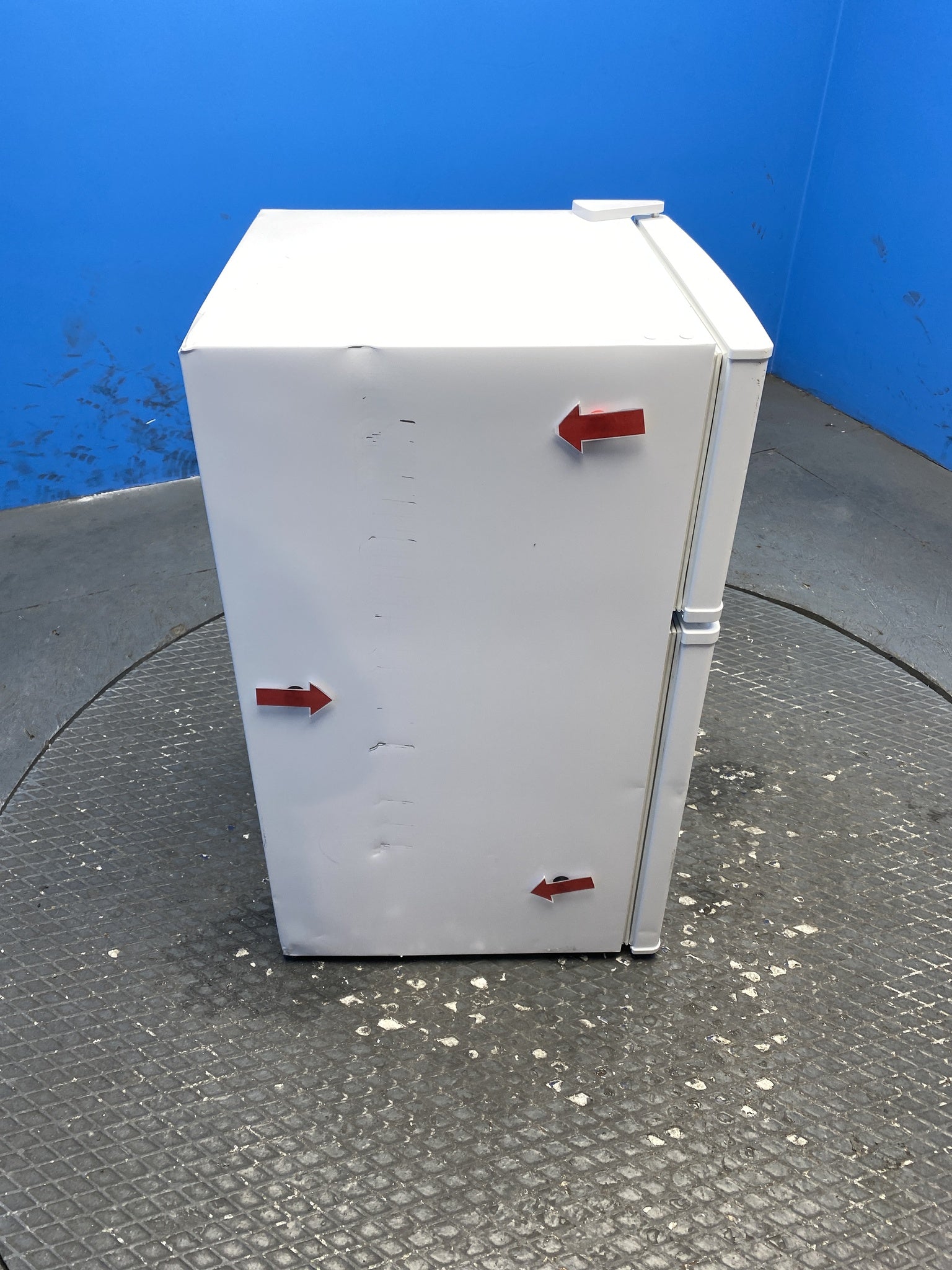 Igenix IG347FF 96 Litre Undercounter Fridge Freezer