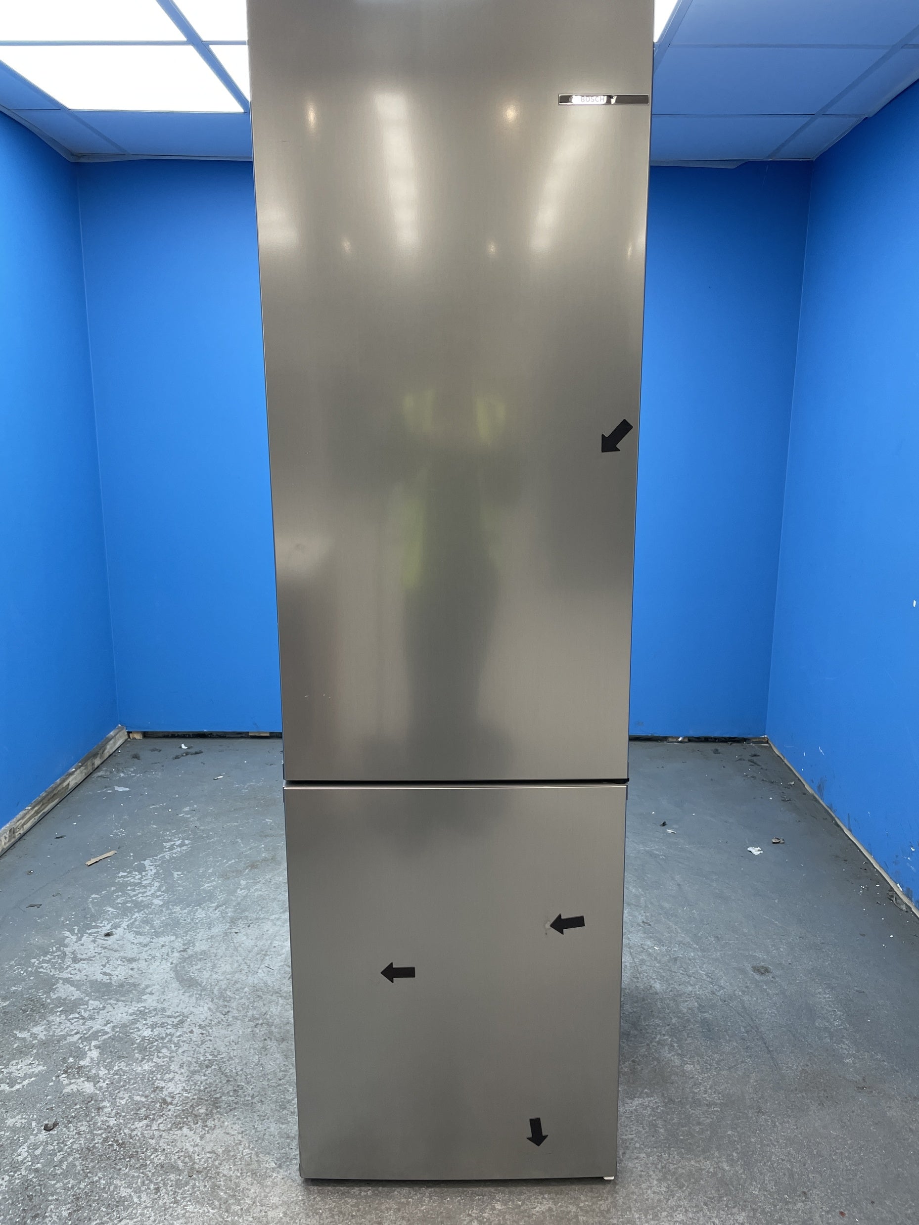#GRC-157-800 - Bosch KGN392LAGG Series 4 60cm No Frost Fridge Freezer