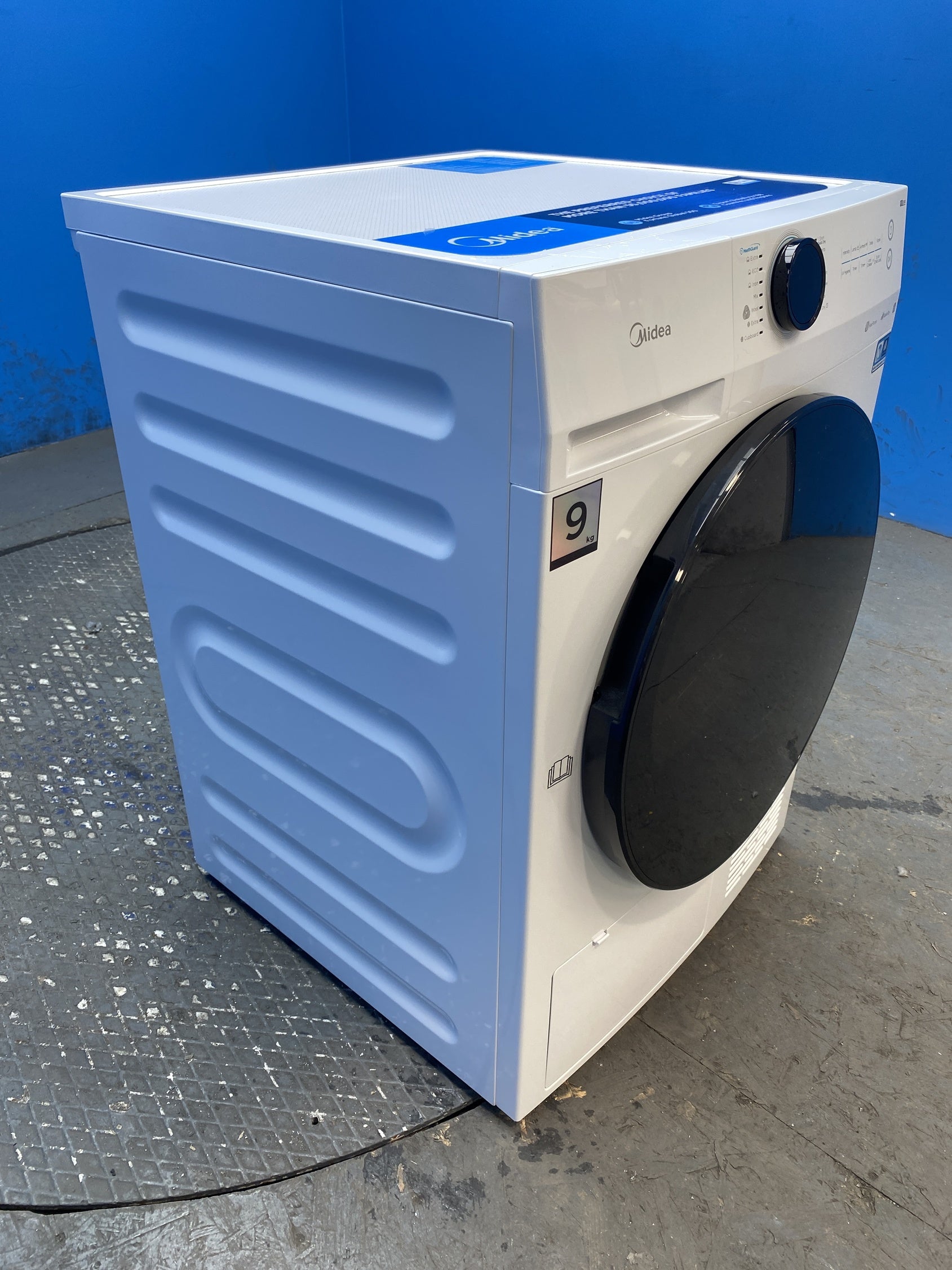 #GRC-158-731 - Midea MD200H90WB/W 9kg Heat Pump Tumble Dryer in White