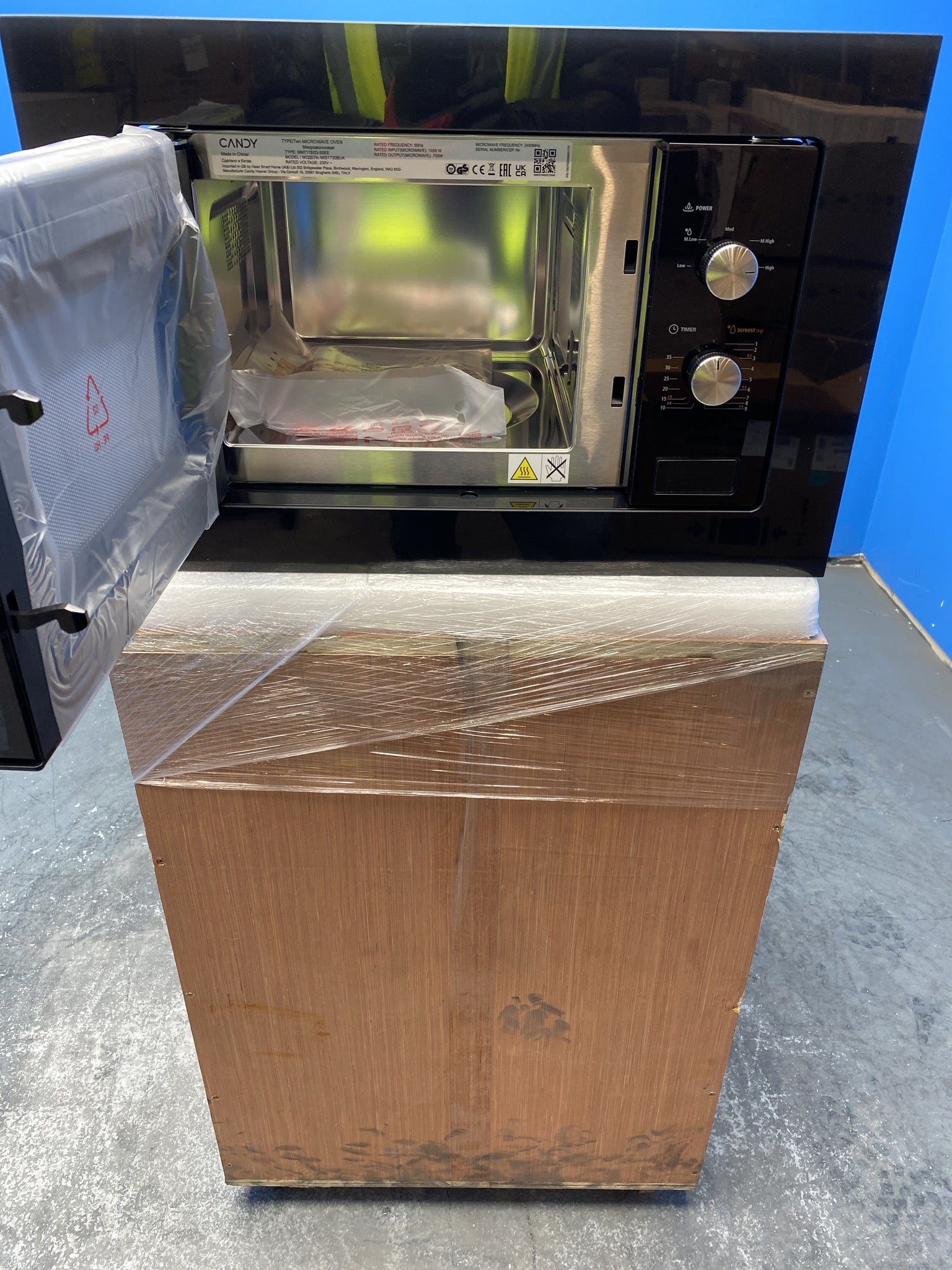 Candy MIS1730BUK 1000W Built-in 17L Microwave