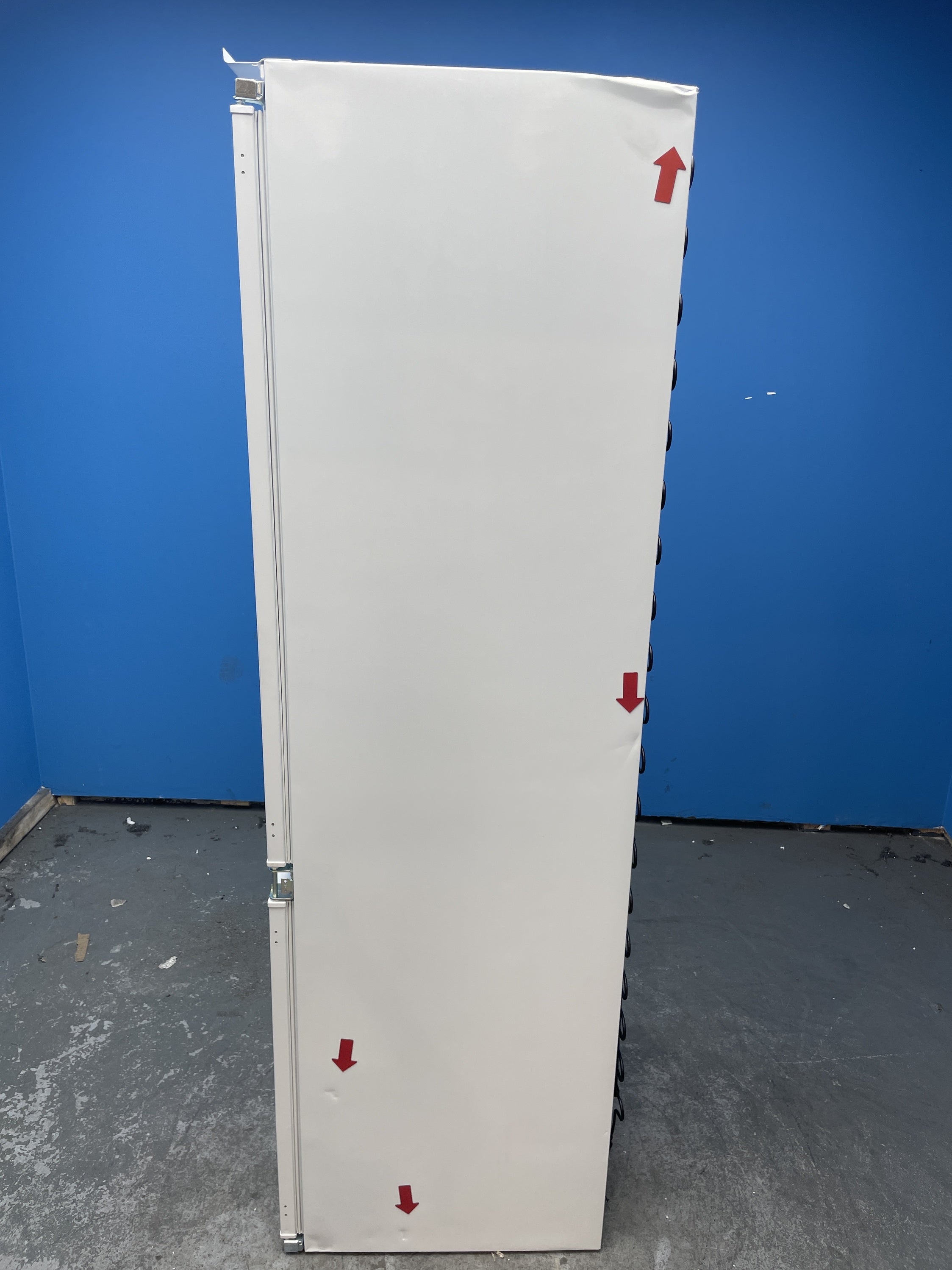 #GRC-158-499 - Hoover H-FRIDGE 300 HOBBMT18EK Integrated No Frost Fridge Freezer