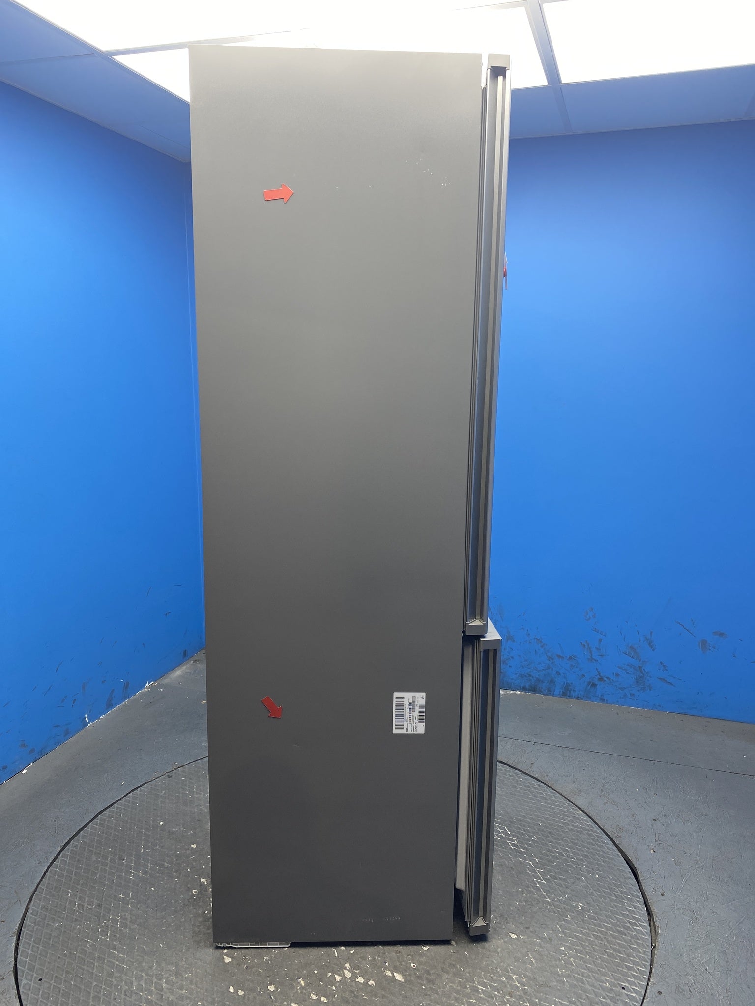 Bosch 363L Freestanding Frost Free Fridge Freezer Silver