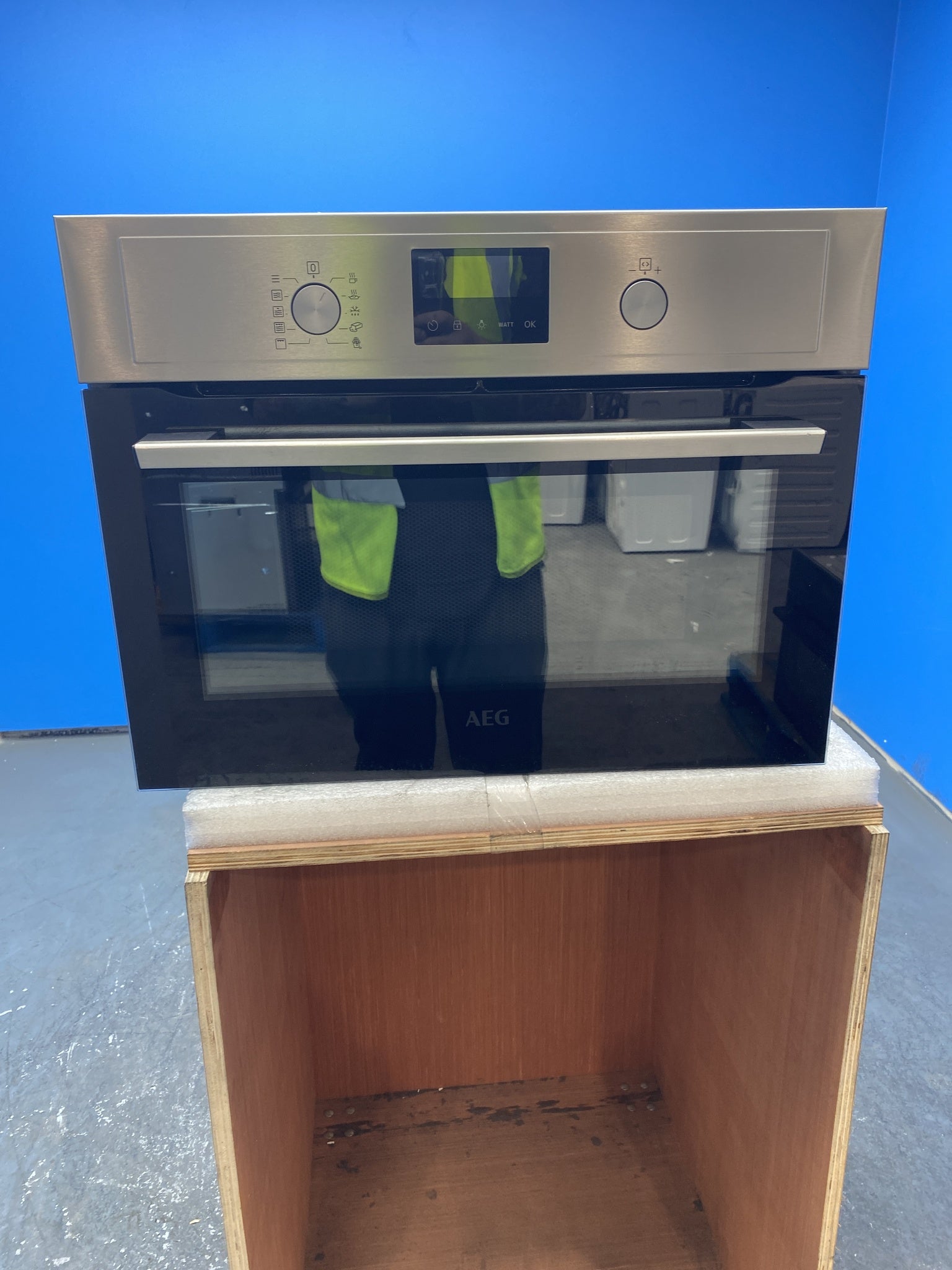 AEG KMX525060M 42L Built-In Microwave and Grill