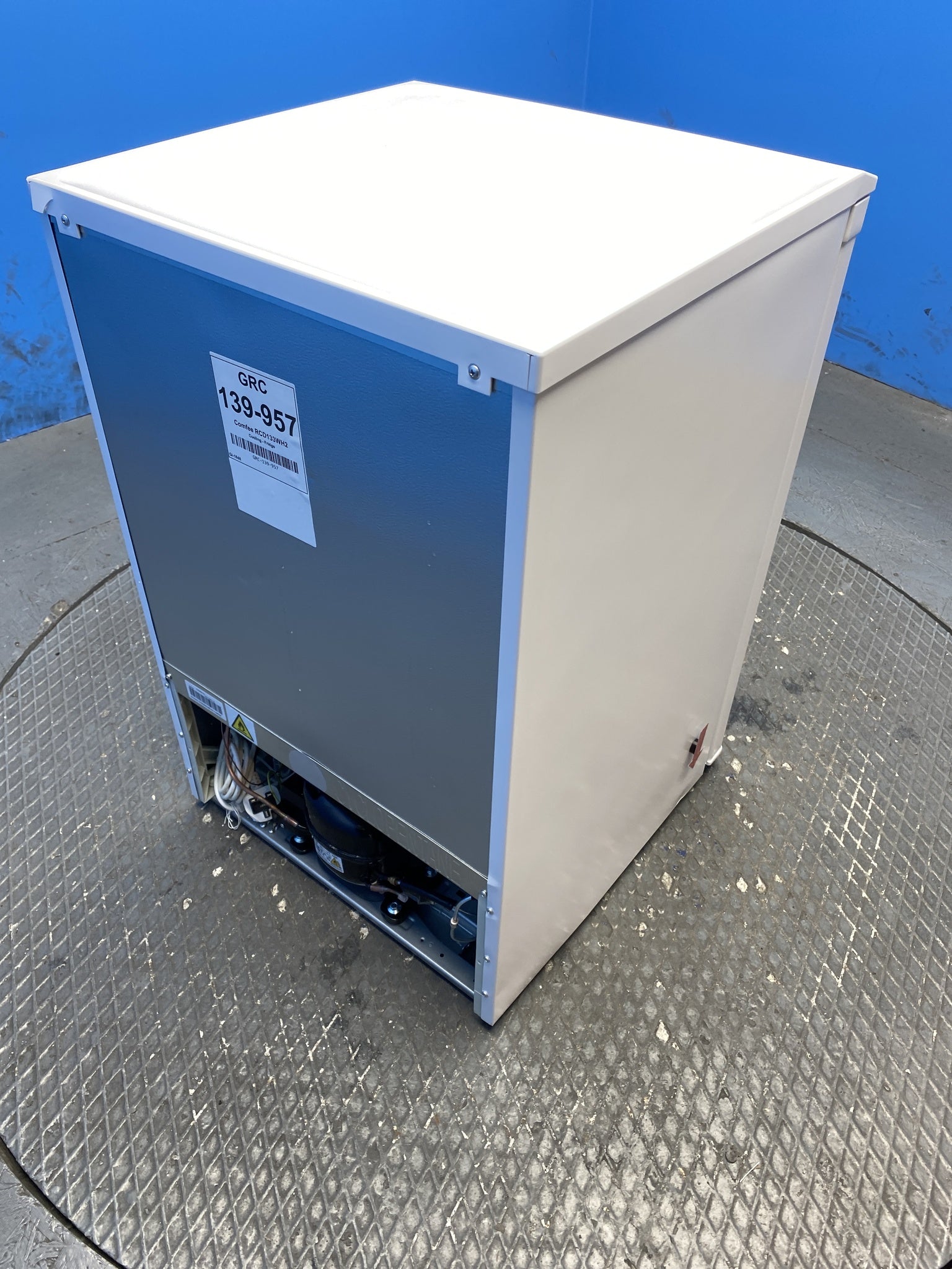 COMFEE' RCD133WH2(E) 131L Under-Counter Larder Fridge