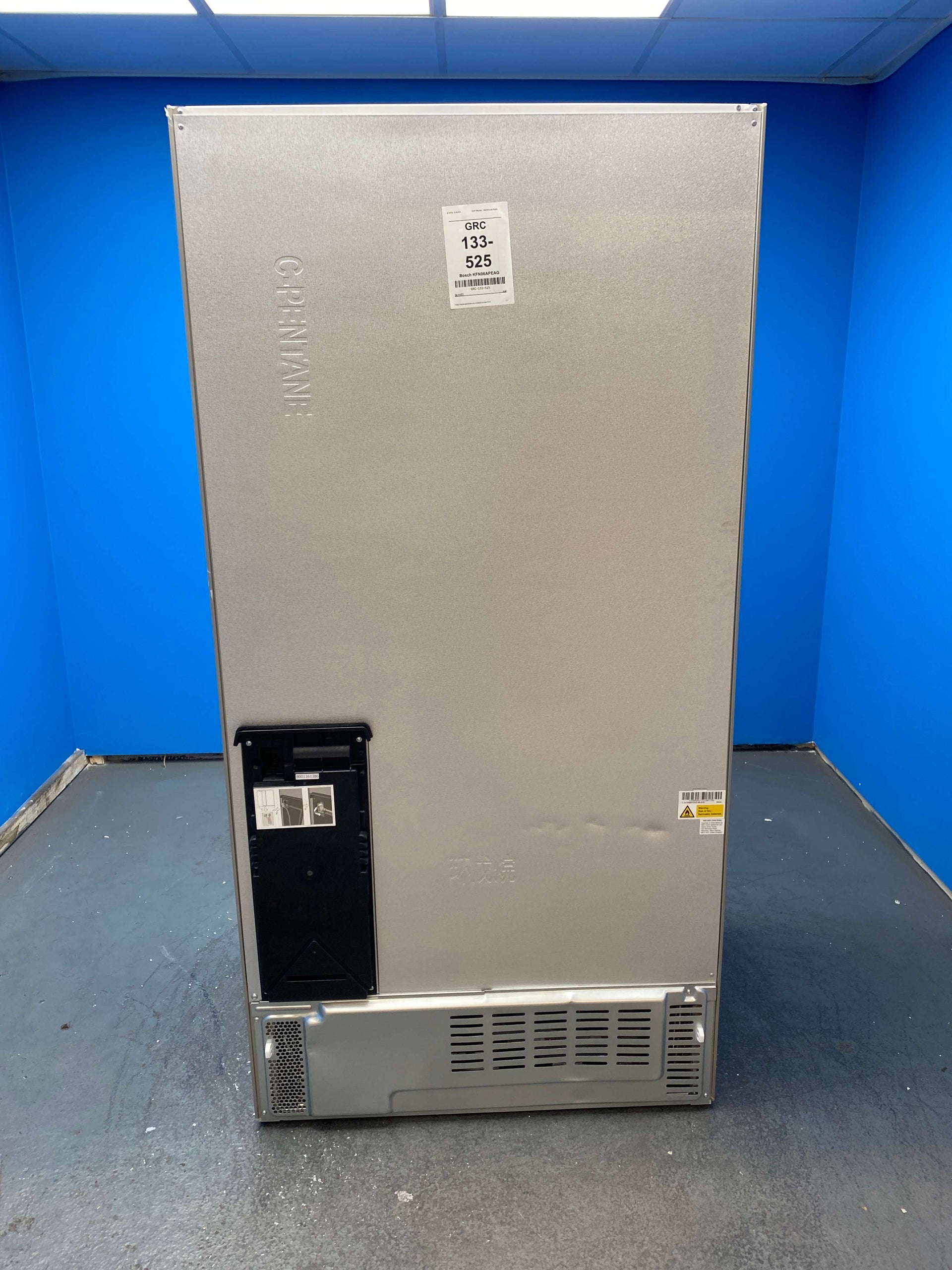 Bosch Series 4 KFN96APEAG 605 Litre American Fridge Freezer