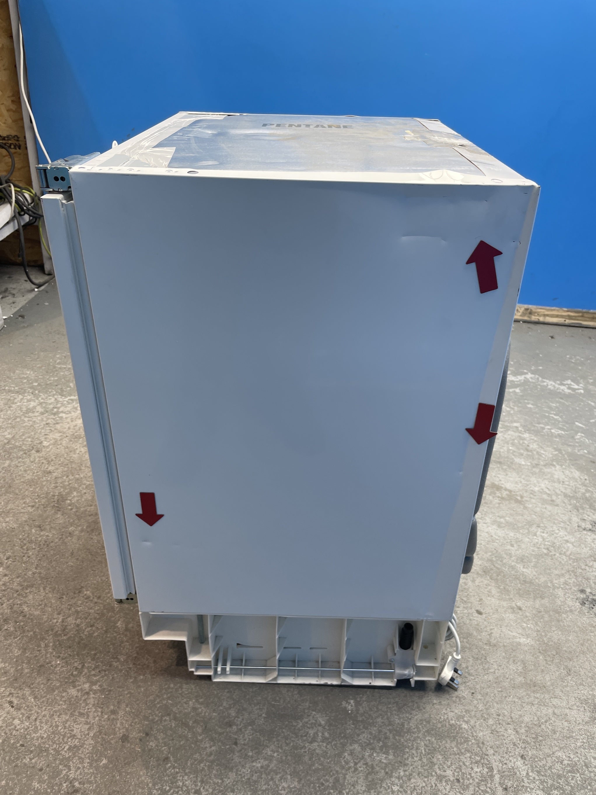 #GRC-158-211 - AEG OAB7N82EF 7000 Series NoFrost 85 Litre Integrated Freezer