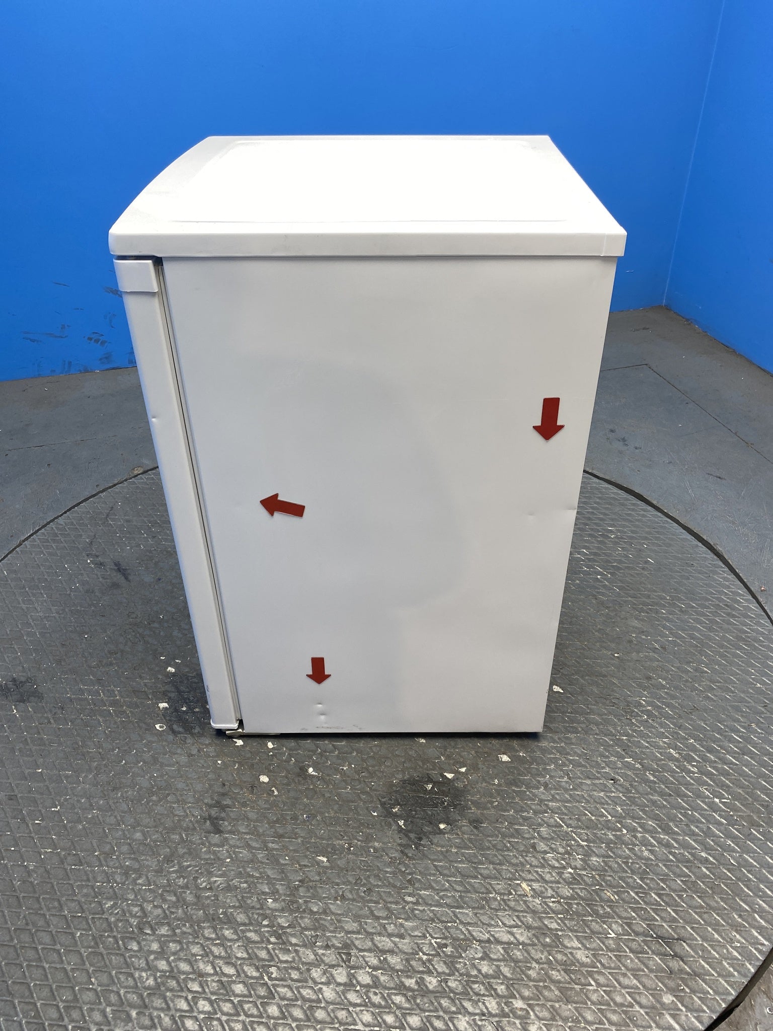 Statesman L255W 113 Litre 55cm Under Counter Fridge