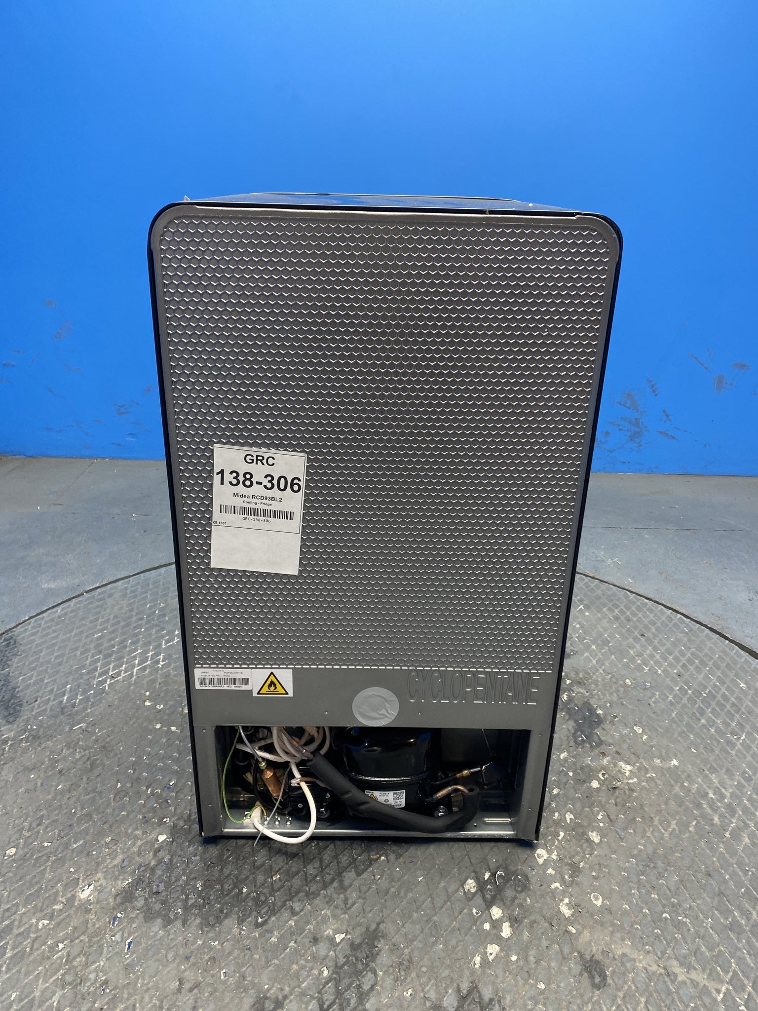 COMFEE' RCD93BL2(E) 93L Under-Counter Fridge with Cooler Box