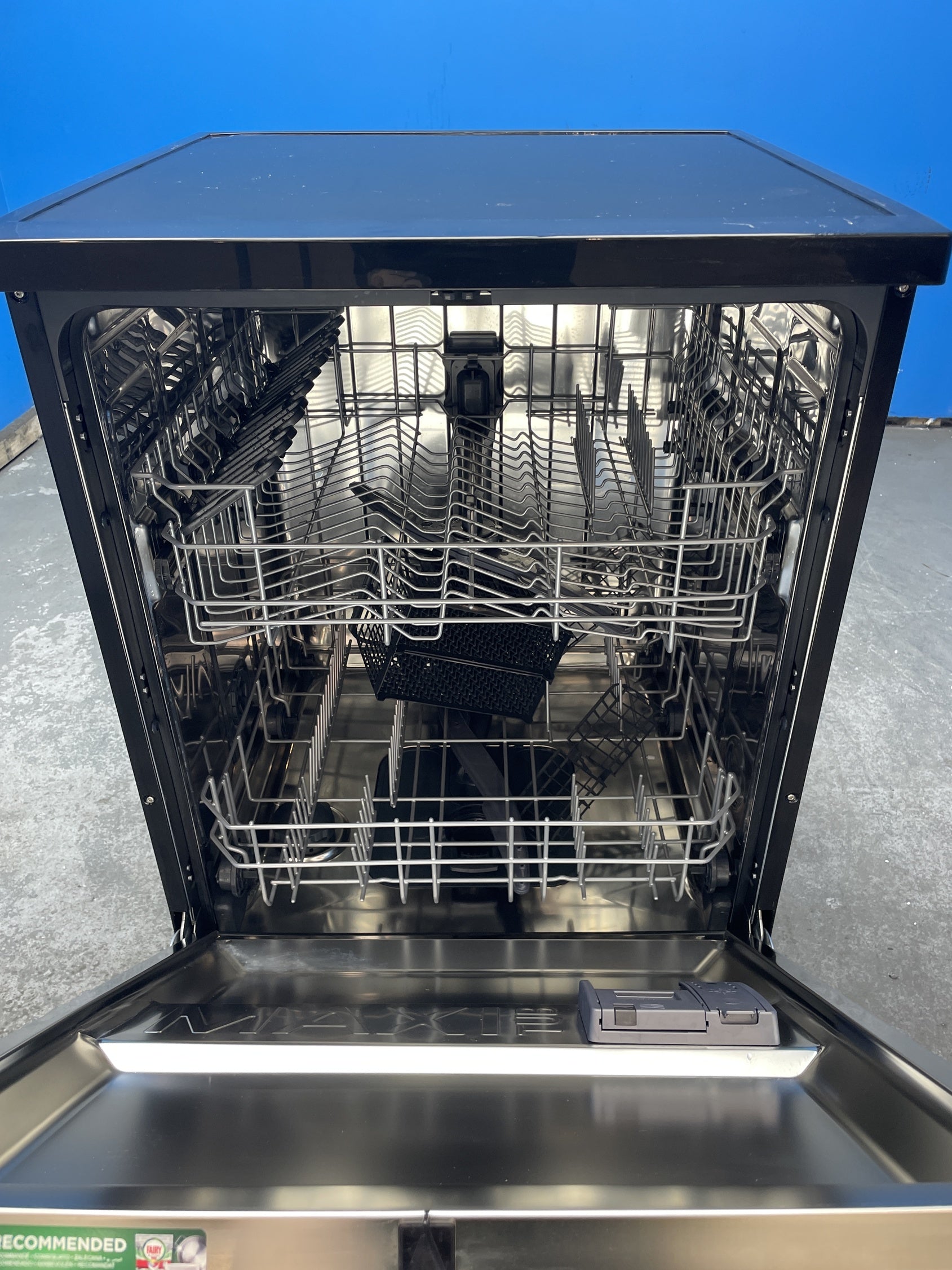 #GRC-162-390 - Candy RapidÓ CF 3E9L0B 13 Place Setting Dishwasher