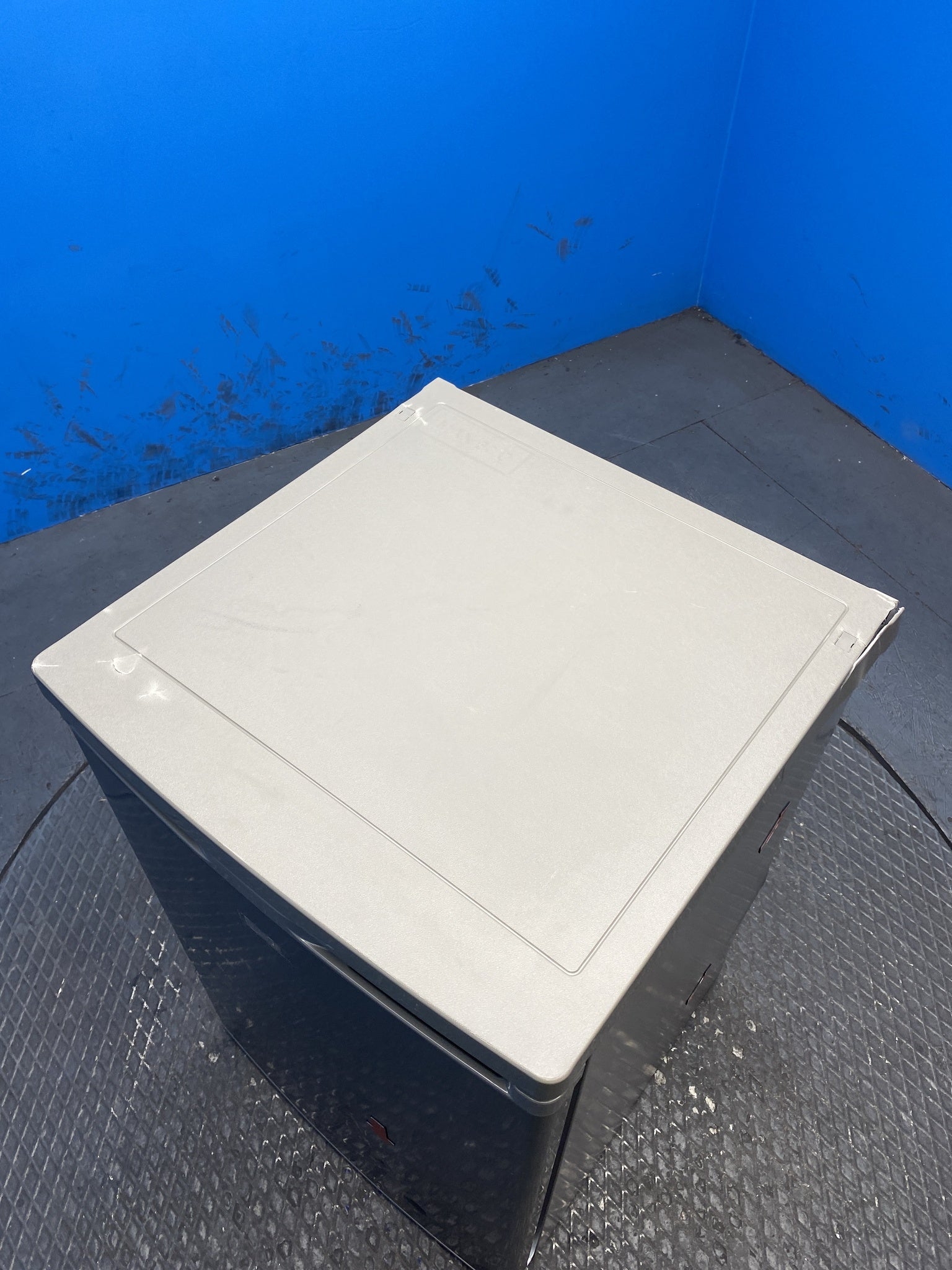 Igenix IG255X 136 Litre Undercounter Fridge