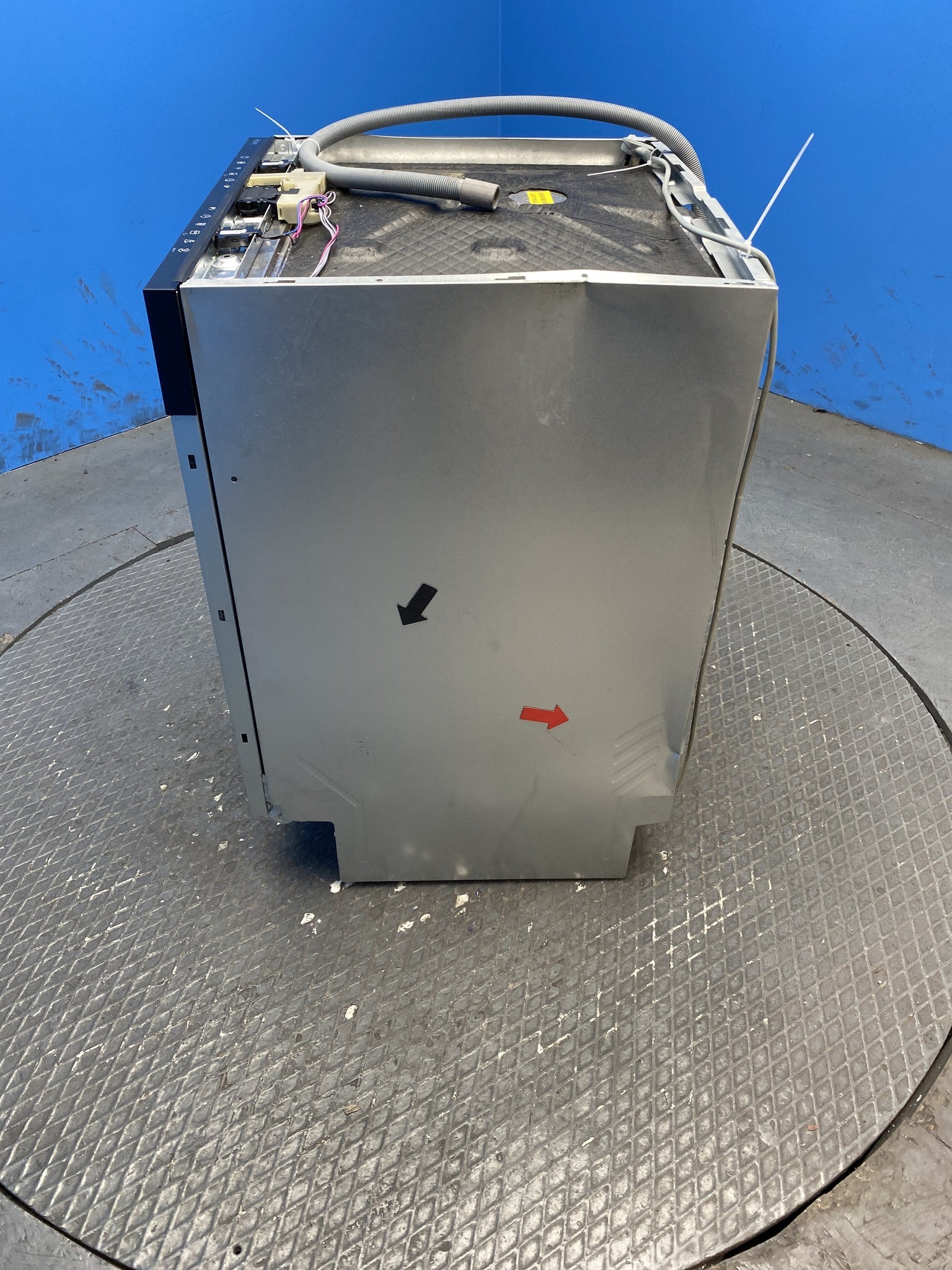 Haier XI6C4S3FSB Integrated 16 Place Dishwasher with Wi-Fi