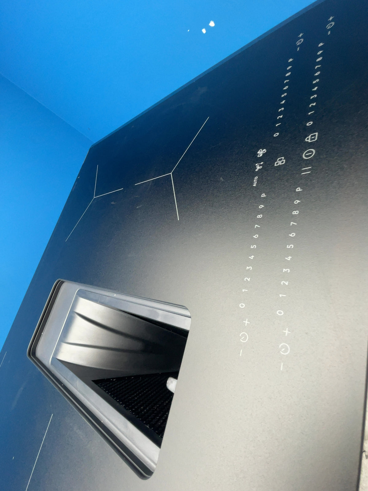 #GRC-150-121 - AEG 6000 Series 70cm Induction Hob – 4 Zones, SaphirMatt Finish