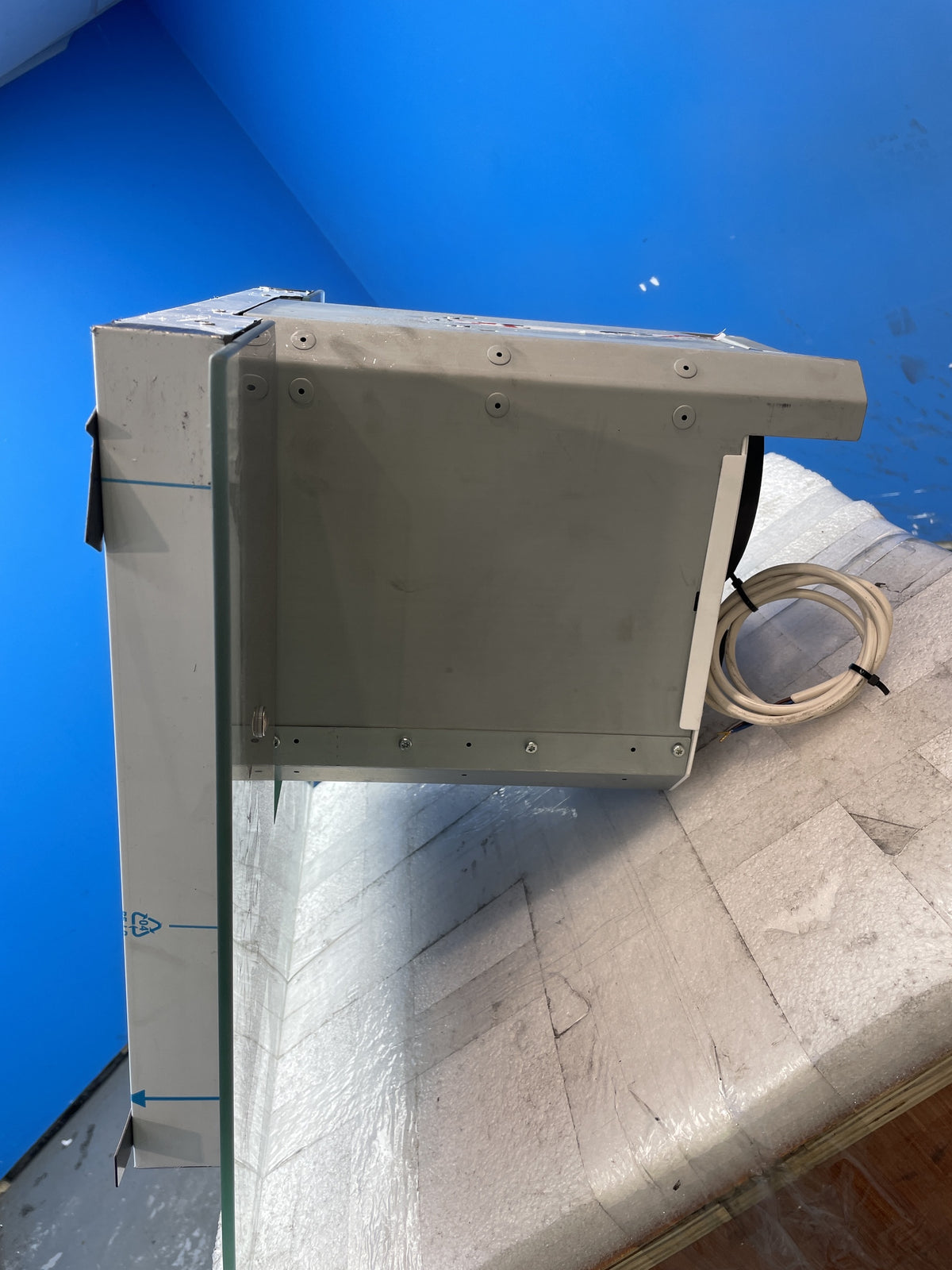 #GRC-154-026 - Electrolux 60cm Flat Glass Chimney Cooker Hood – LED, Steel & Glass