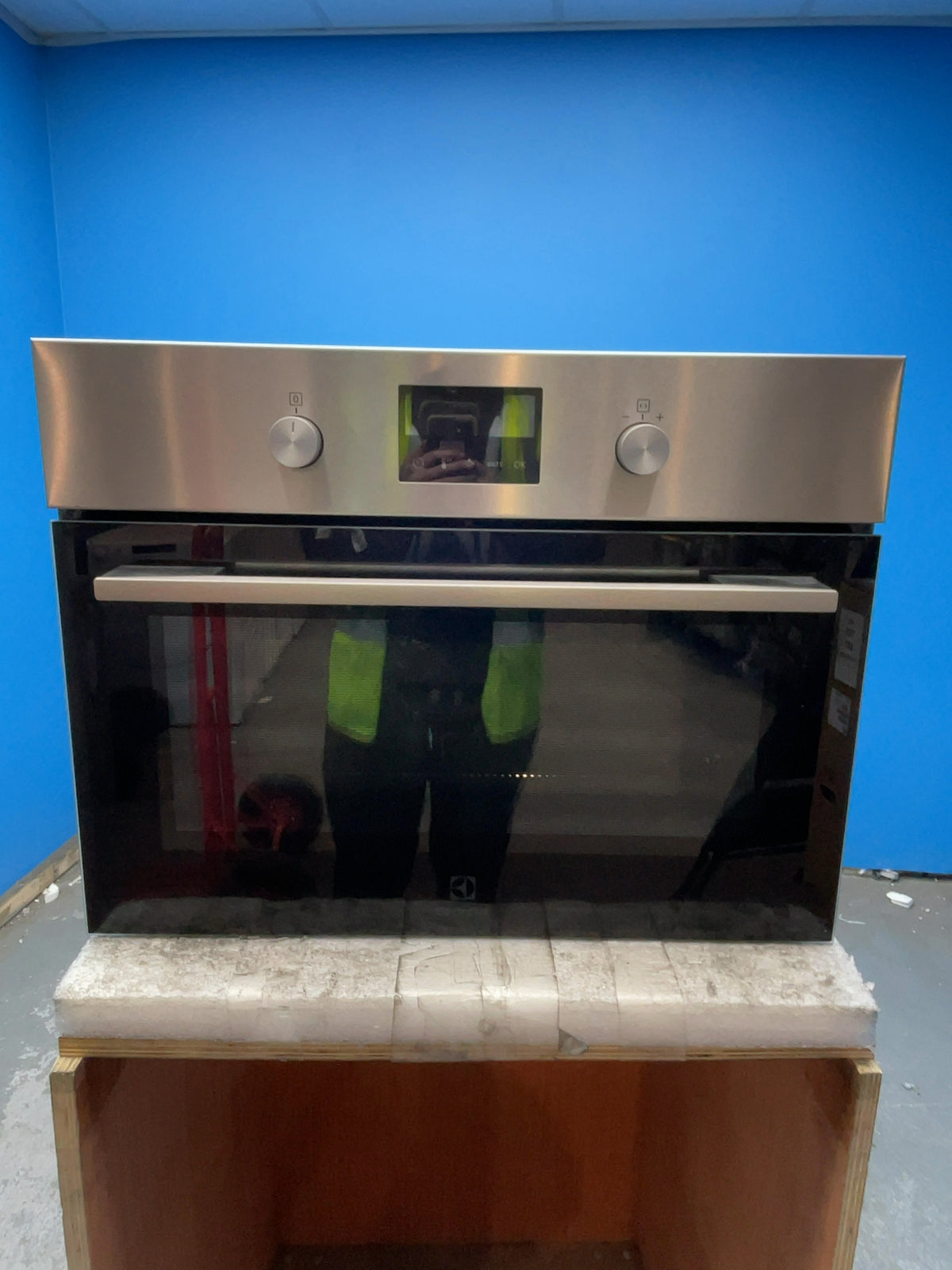 #GRC-155-959 - Electrolux 600 CombiQuick 43L Combi Microwave – Fan, Grill, Stainless Steel