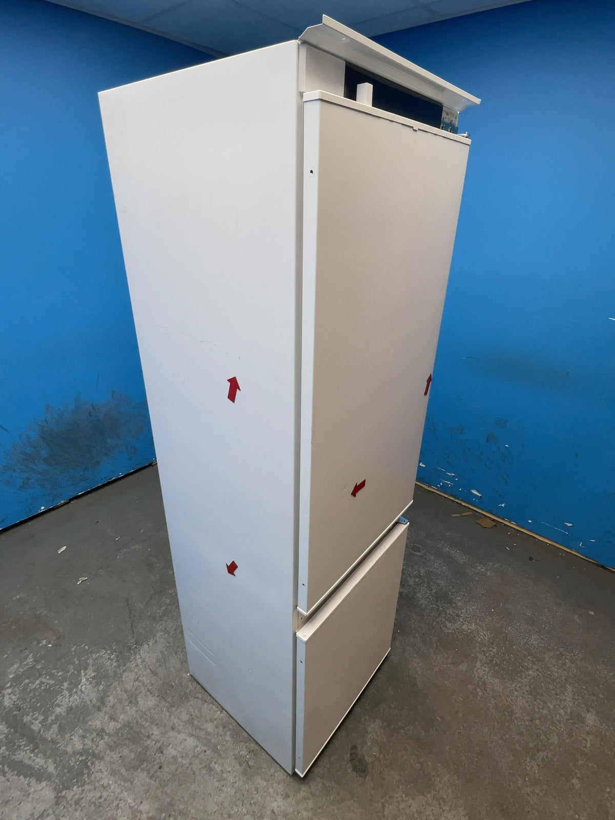 #GRC-158-481 - Hoover 54cm Integrated 70/30 Fridge Freezer – 251L, White