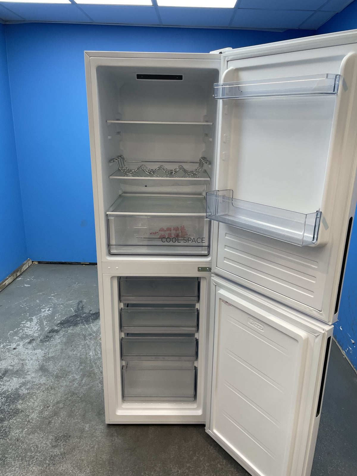 #GRC-160-413 - Hoover H-FRIDGE 300 54.5cm 50/50 Fridge Freezer – 252L, White