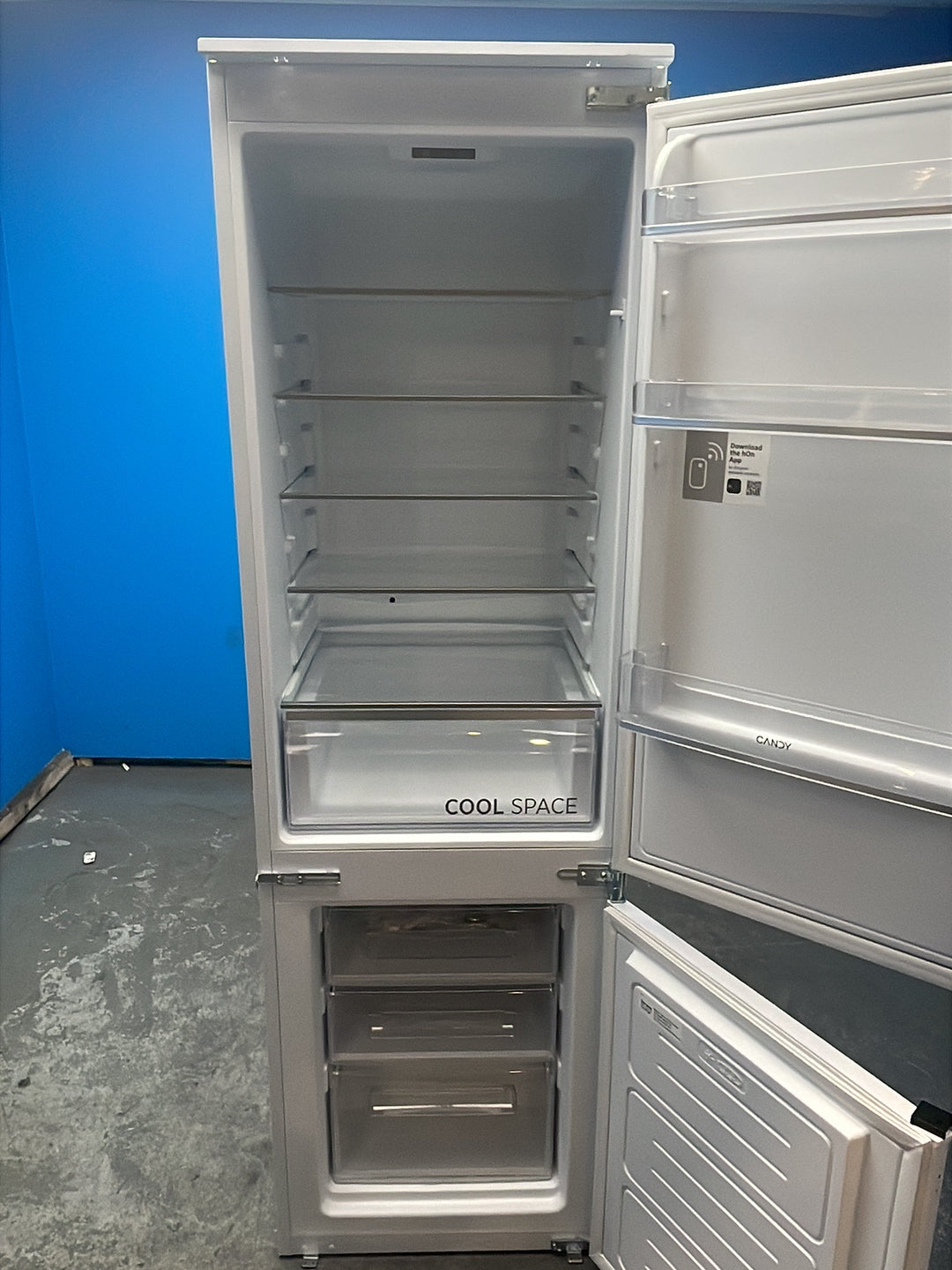 #GRC-160-784 - Candy Fresco 54cm Integrated 50/50 Fridge Freezer – 260L, White, Low Frost