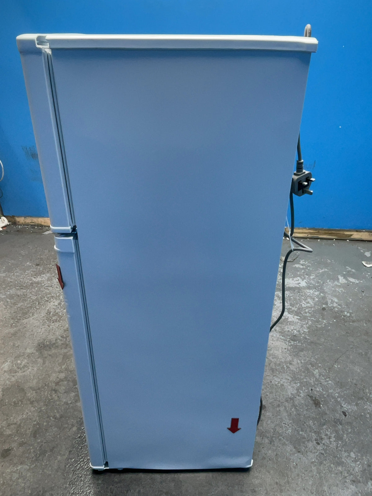 #GRC-162-959 - Candy 48cm Fridge Freezer – 117L, White, Manual Defrost