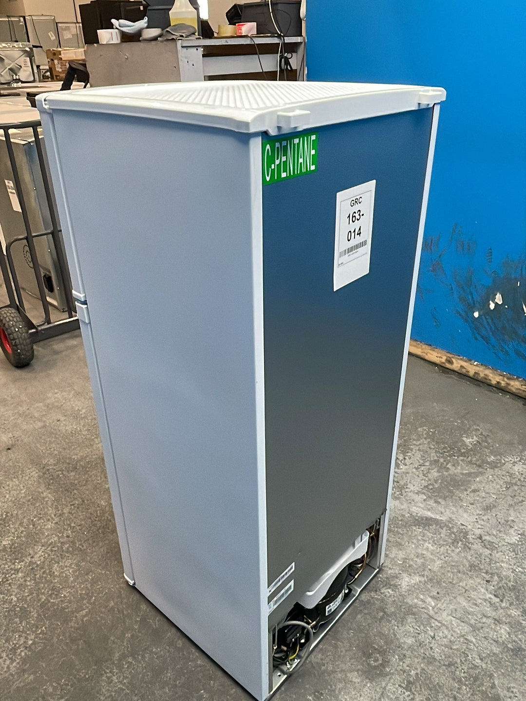 #GRC-163-014 - Candy 48cm Fridge Freezer – 117L, White, Manual Defrost