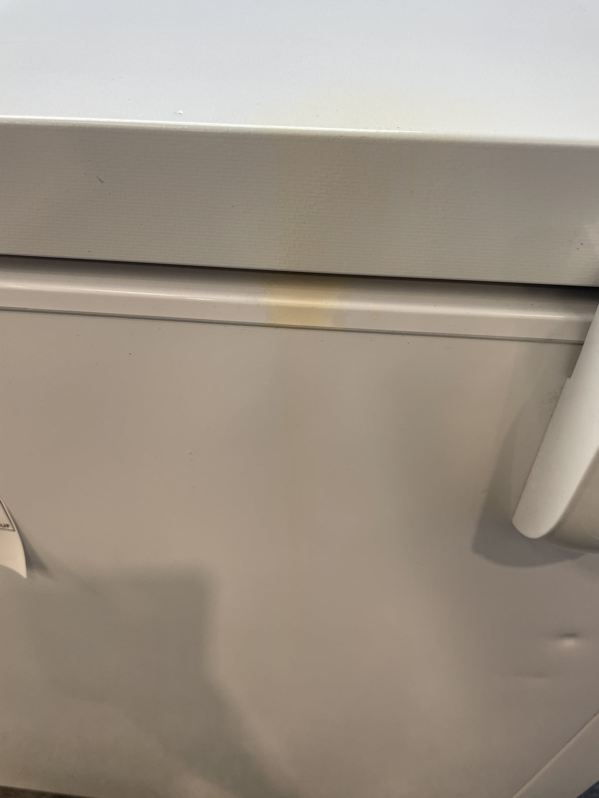 #GRC-163-150 - Hisense 372L Chest Freezer – Winter Guard, Hovering Door, White
