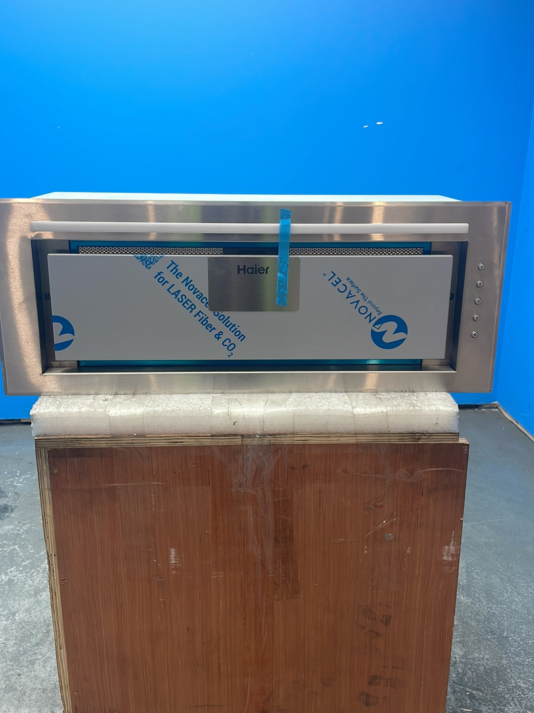 #GRC-163-345 - Haier 72cm Canopy Cooker Hood – 660m³/h, Remote Control, Steel