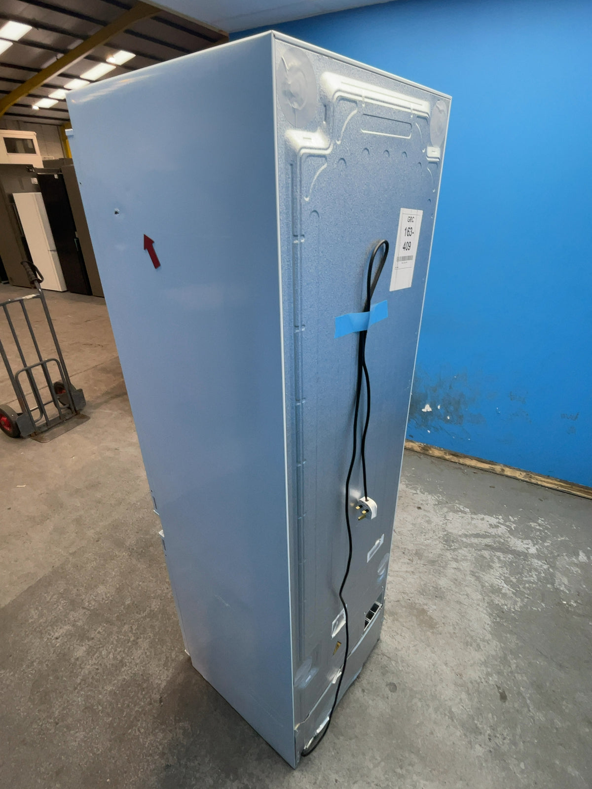 #GRC-163-409 - Hoover 54cm Integrated 70/30 Fridge Freezer – 251L, White