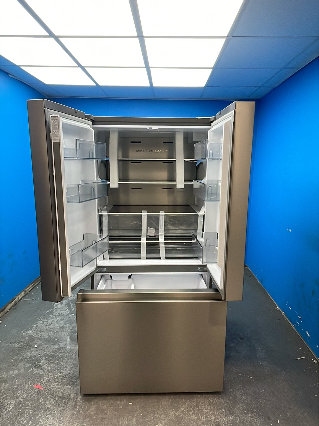#GRC-163-516 - Hisense 91.4cm French Door Fridge Freezer – 634L, Stainless Steel