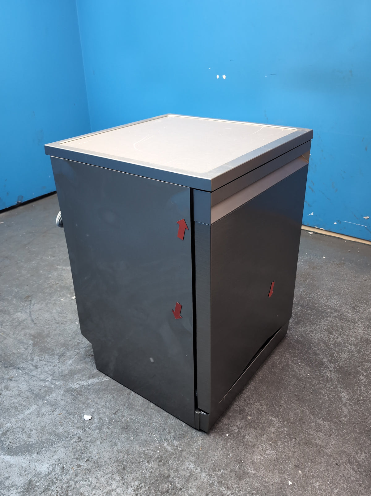 #GRC-163-601 - Samsung 13 Place Setting Freestanding Dishwasher – WaterJet Clean, WiFi Connected, Silver