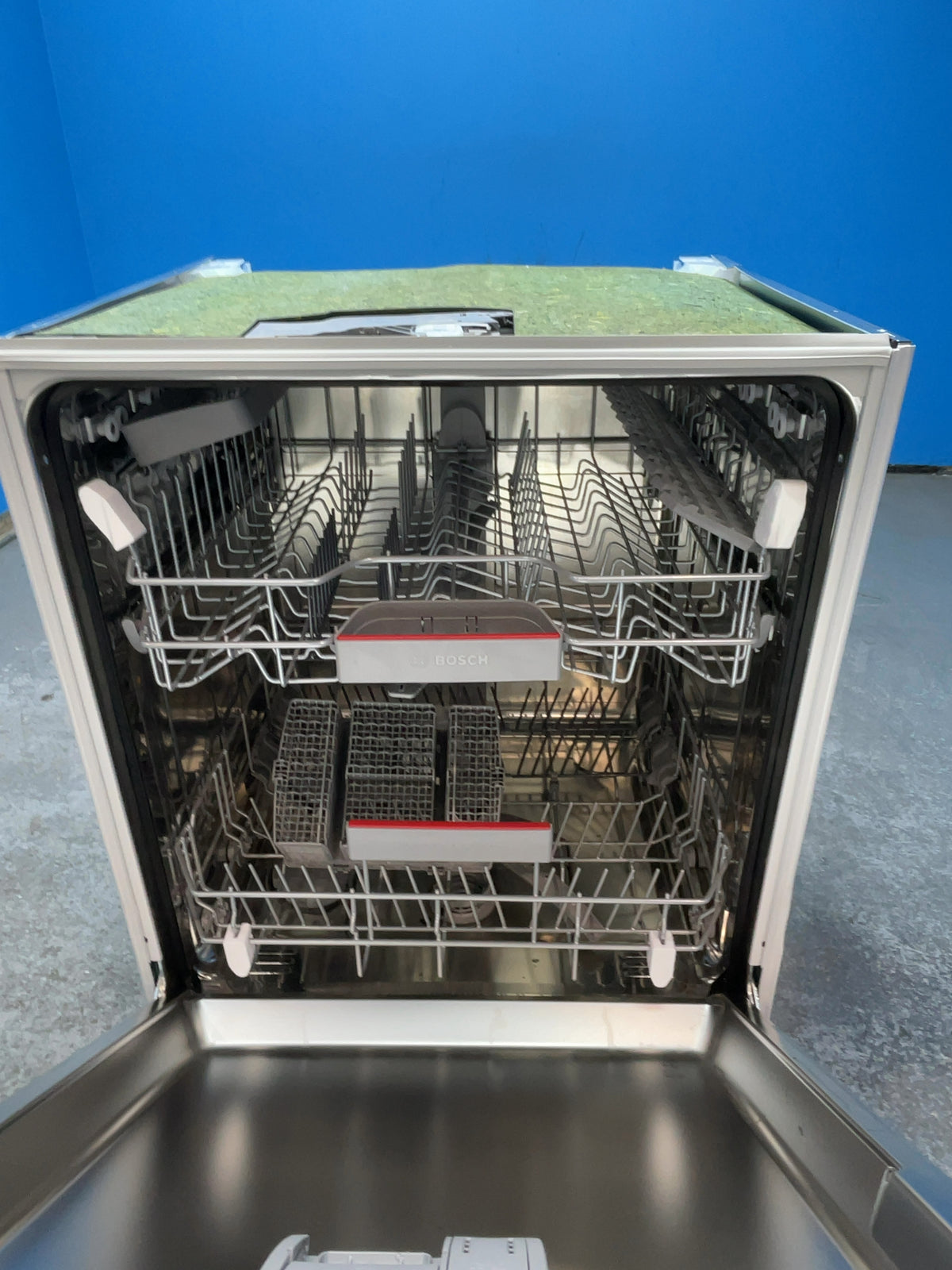 #GRC-164-005 - Bosch Serie 4 60cm Integrated Dishwasher – 13 Place Settings, Home Connect