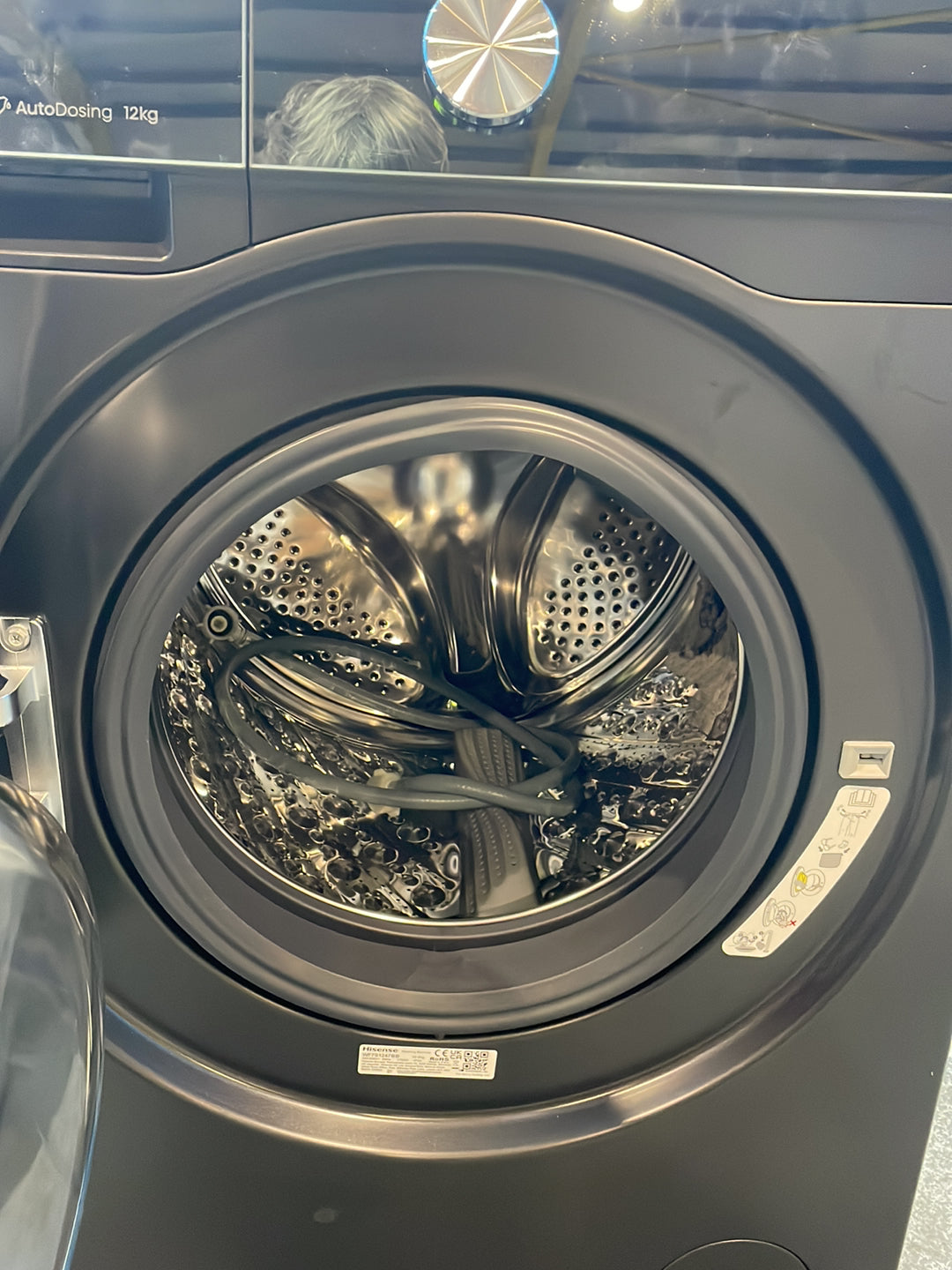 #GRC-164-013 - Hisense 12kg 1400rpm Washing Machine – AI Wash, Steam Wash, Black