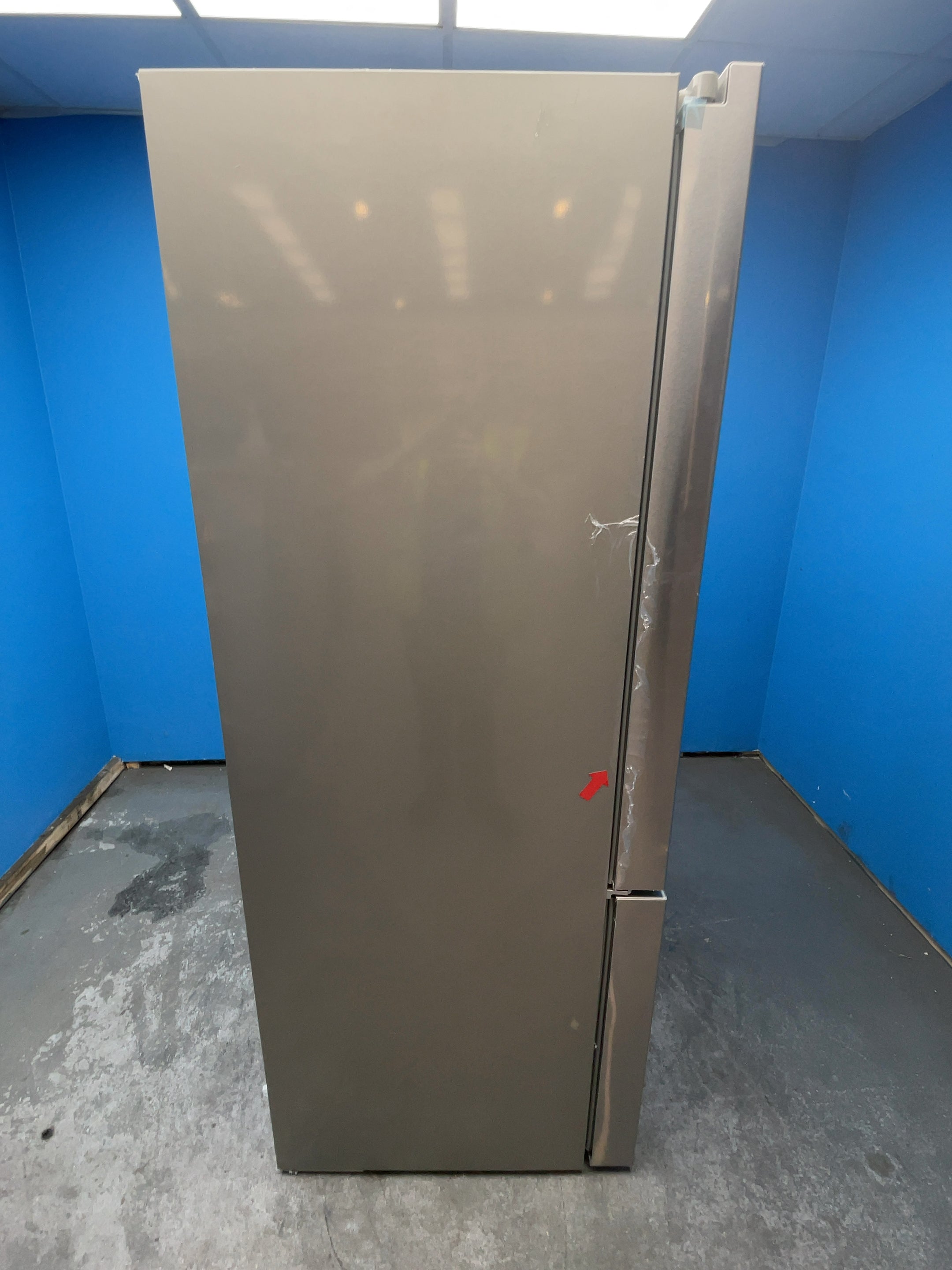 #GRC-164-028 - Bosch Series 8 French Door Fridge Freezer – 573L, Plumbed Ice & Water