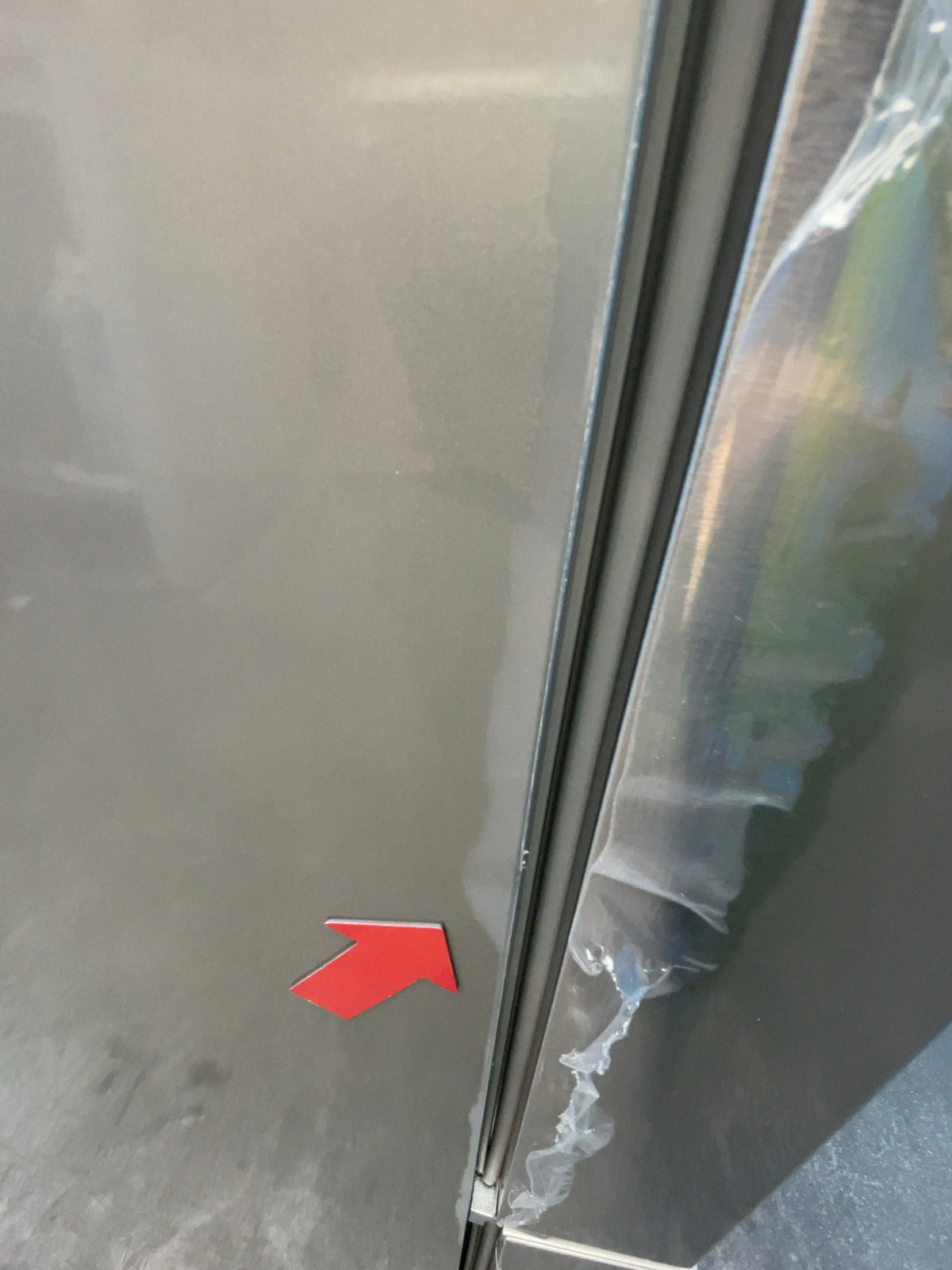#GRC-164-028 - Bosch Series 8 French Door Fridge Freezer – 573L, Plumbed Ice & Water
