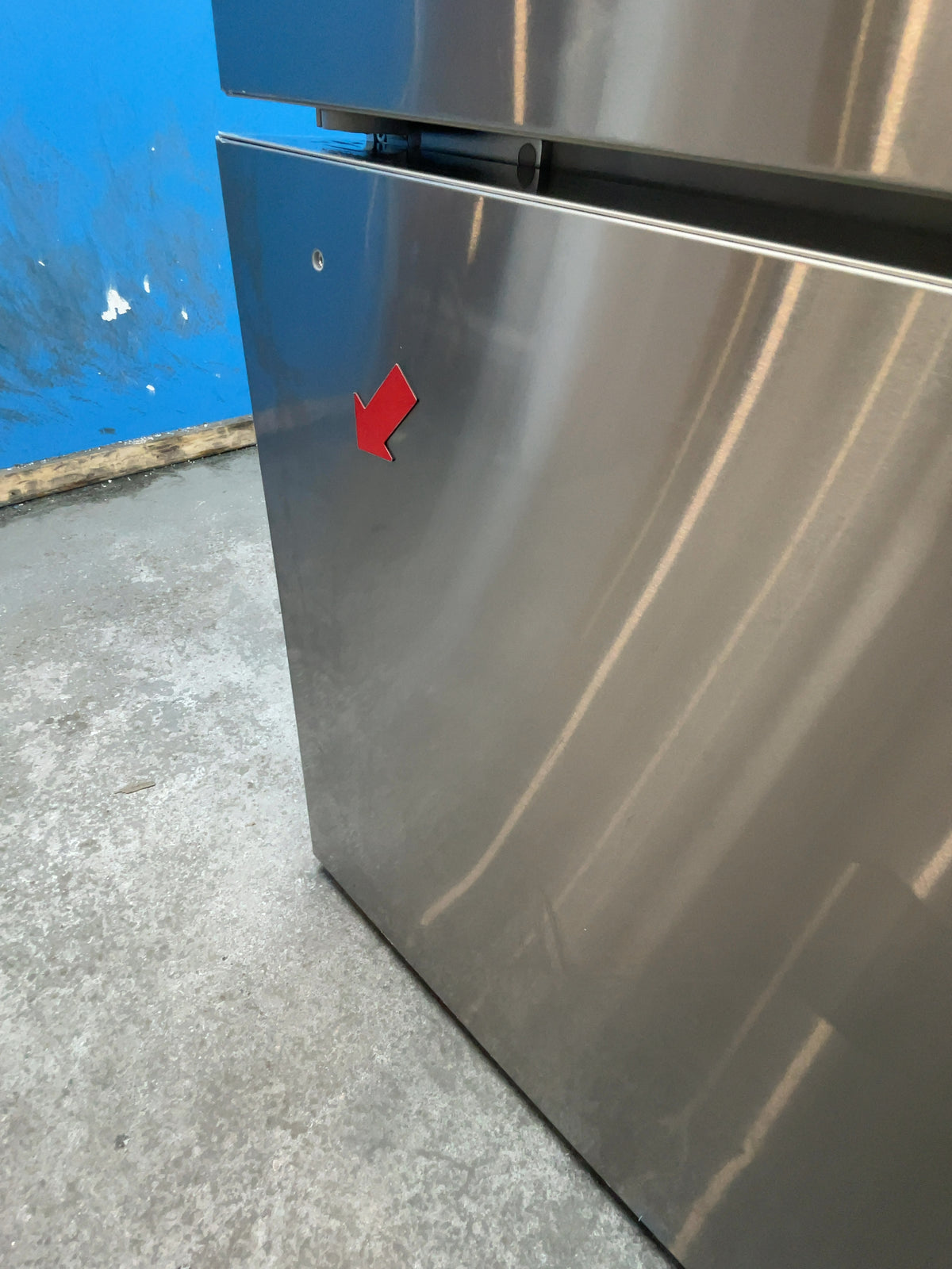 #GRC-164-028 - Bosch Series 8 French Door Fridge Freezer – 573L, Plumbed Ice & Water