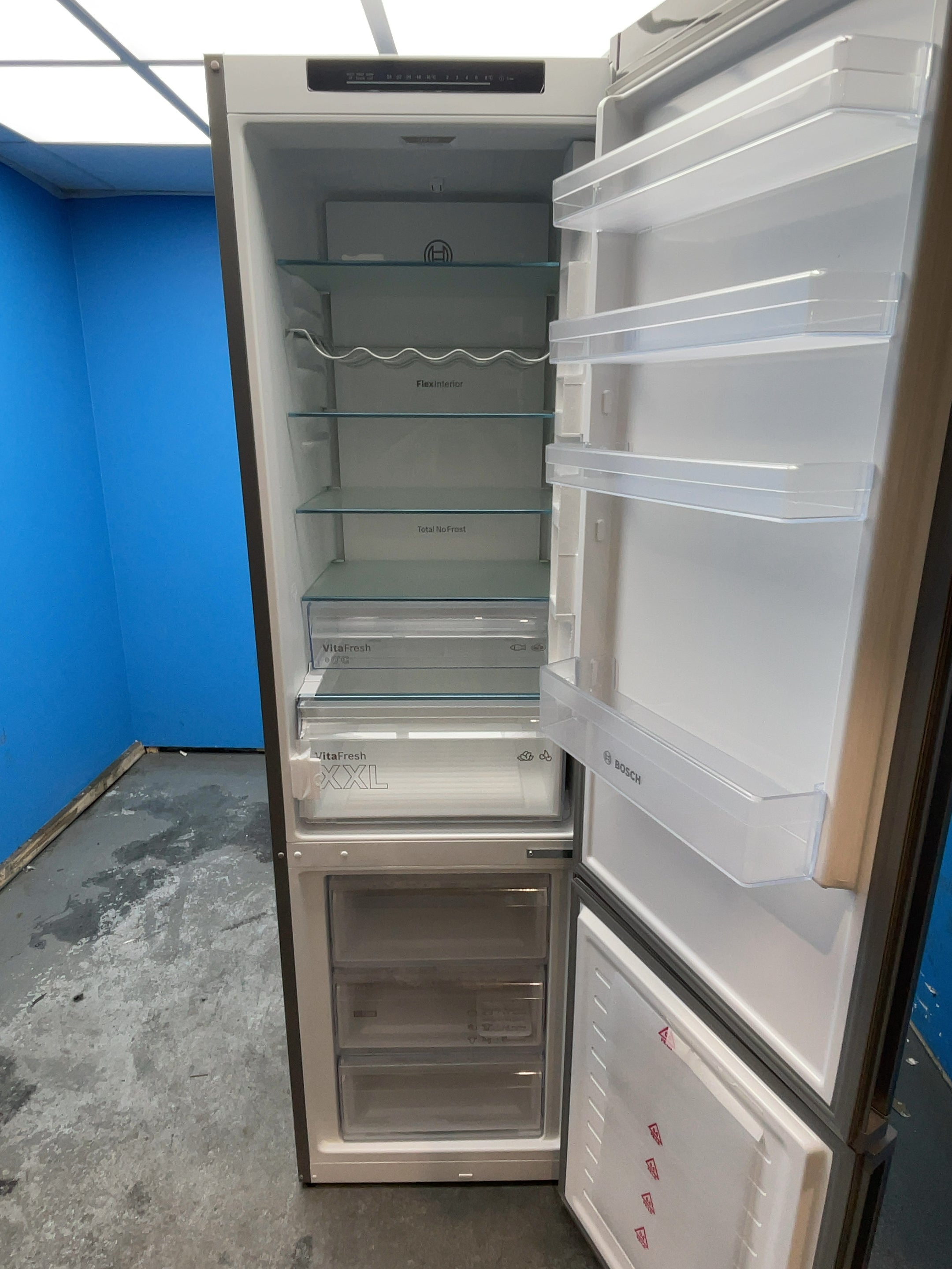 #GRC-164-035 - Bosch 60cm 70/30 Fridge Freezer – 363L, Stainless Steel, Total No Frost