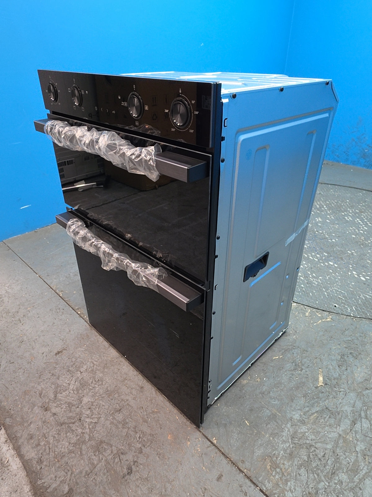 #GRC-164-041 - Hisense Built In Electric Double Oven – Air Fry Mode, Catalytic Liners, Black