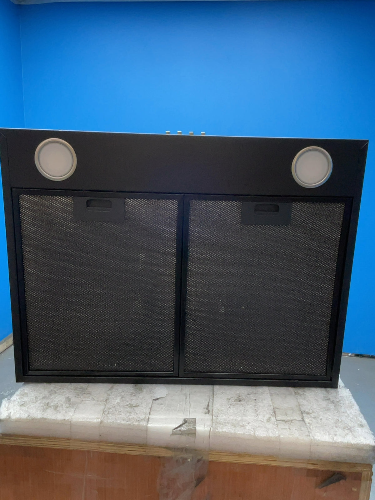 #GRC-164-178 - AEG 6000 ExtractionTech 60cm Chimney Cooker Hood – 600m³/h Extraction Rate, Pure Illumination LED, Black