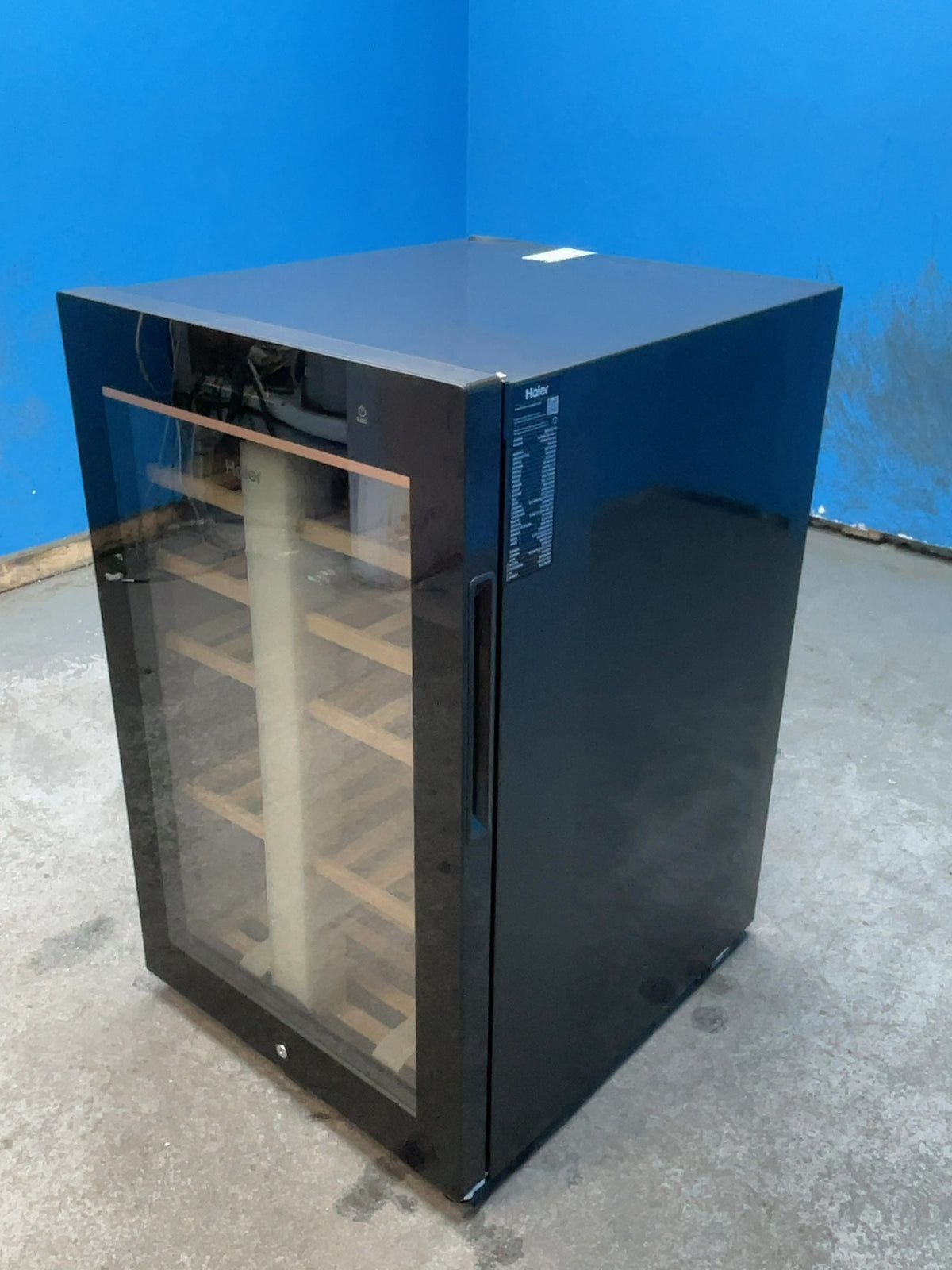 #GRC-164-245 - Haier Series 5 49 Bottle Wine Cooler – Adjustable Shelves, Black