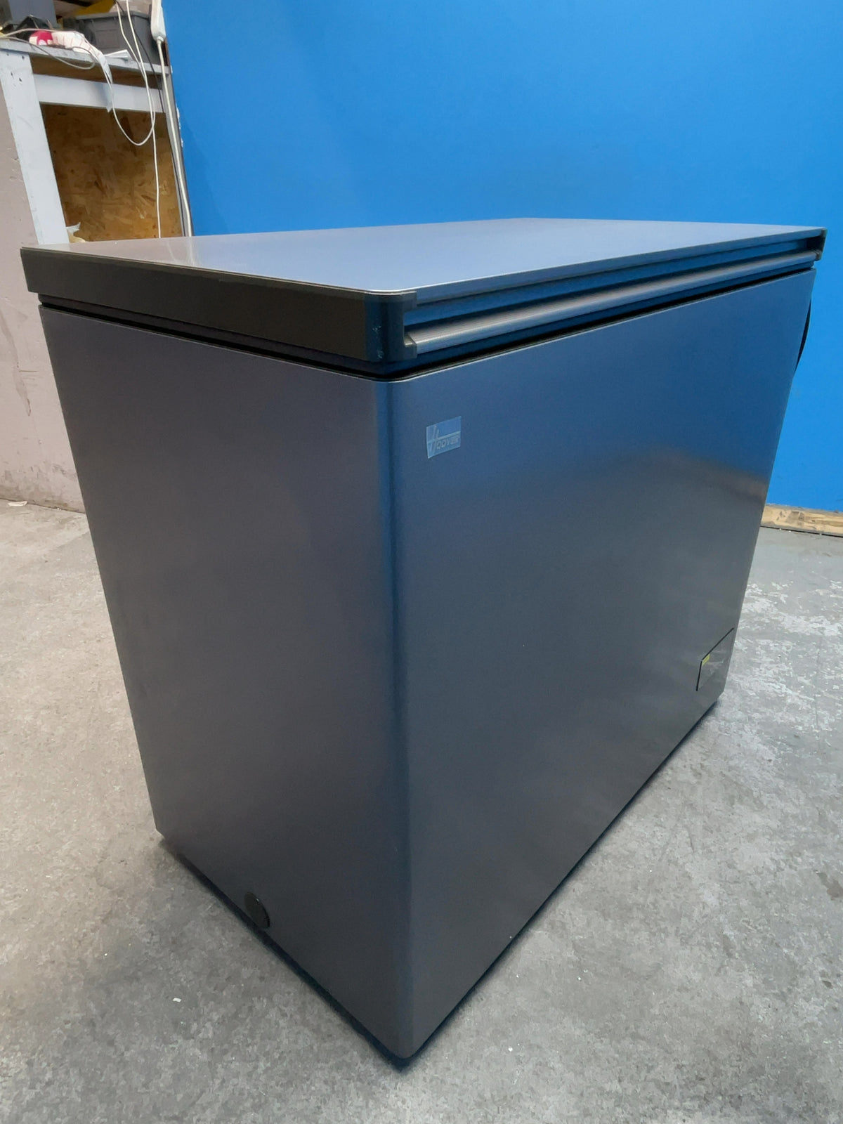 #GRC-164-248 - Hoover 196L Total No Frost Chest Freezer – Super Freeze, Outbuilding Ready, Dark Inox