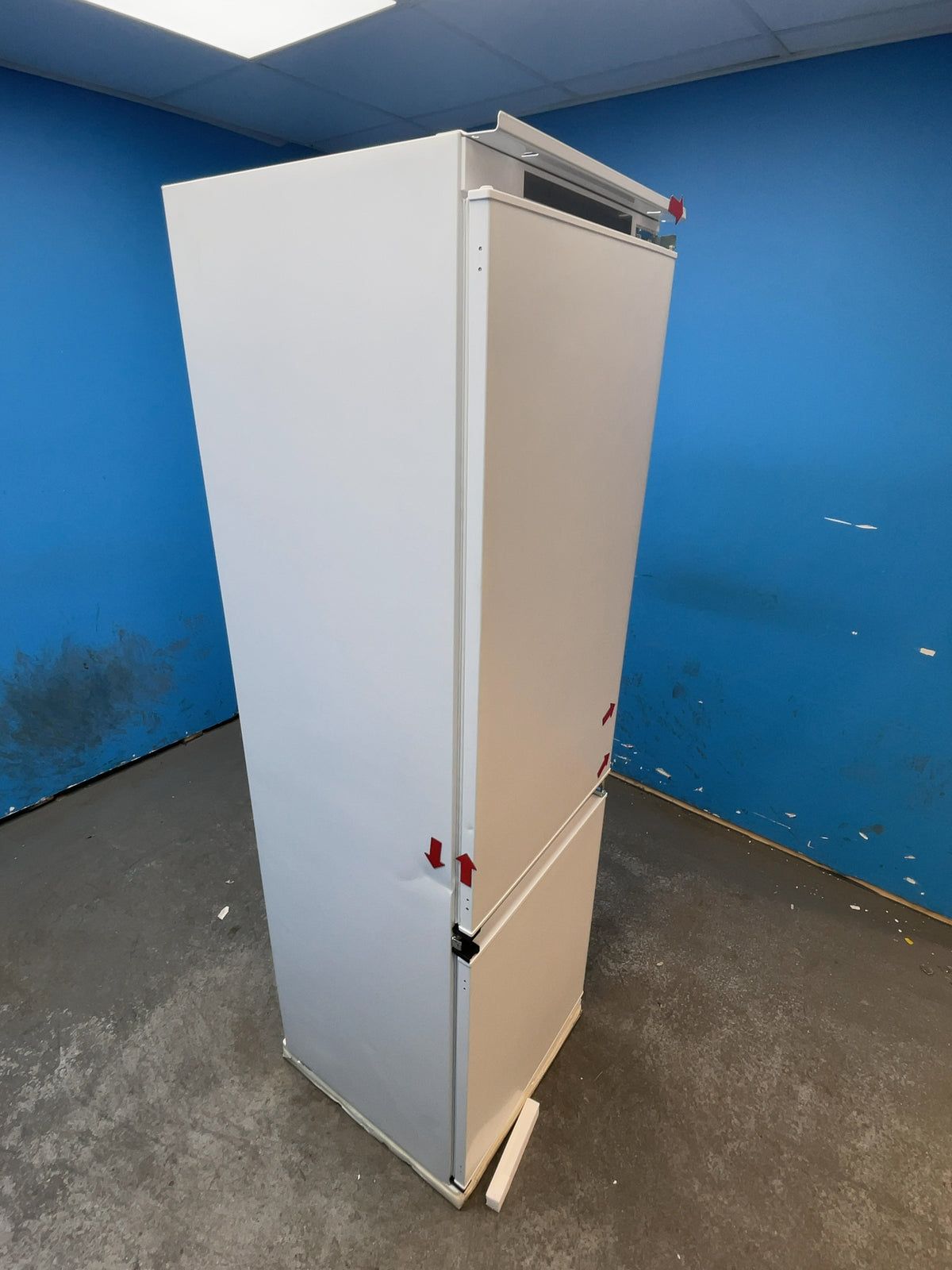 #GRC-164-278 - Hoover H-FRIDGE 300 54cm Integrated 70/30 Fridge Freezer – 244L, White