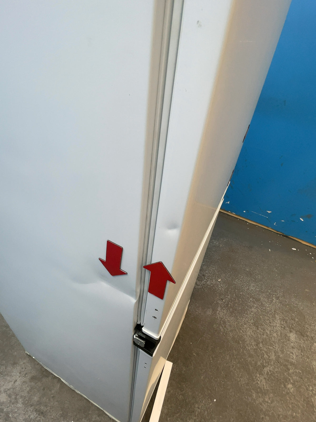 #GRC-164-278 - Hoover H-FRIDGE 300 54cm Integrated 70/30 Fridge Freezer – 244L, White