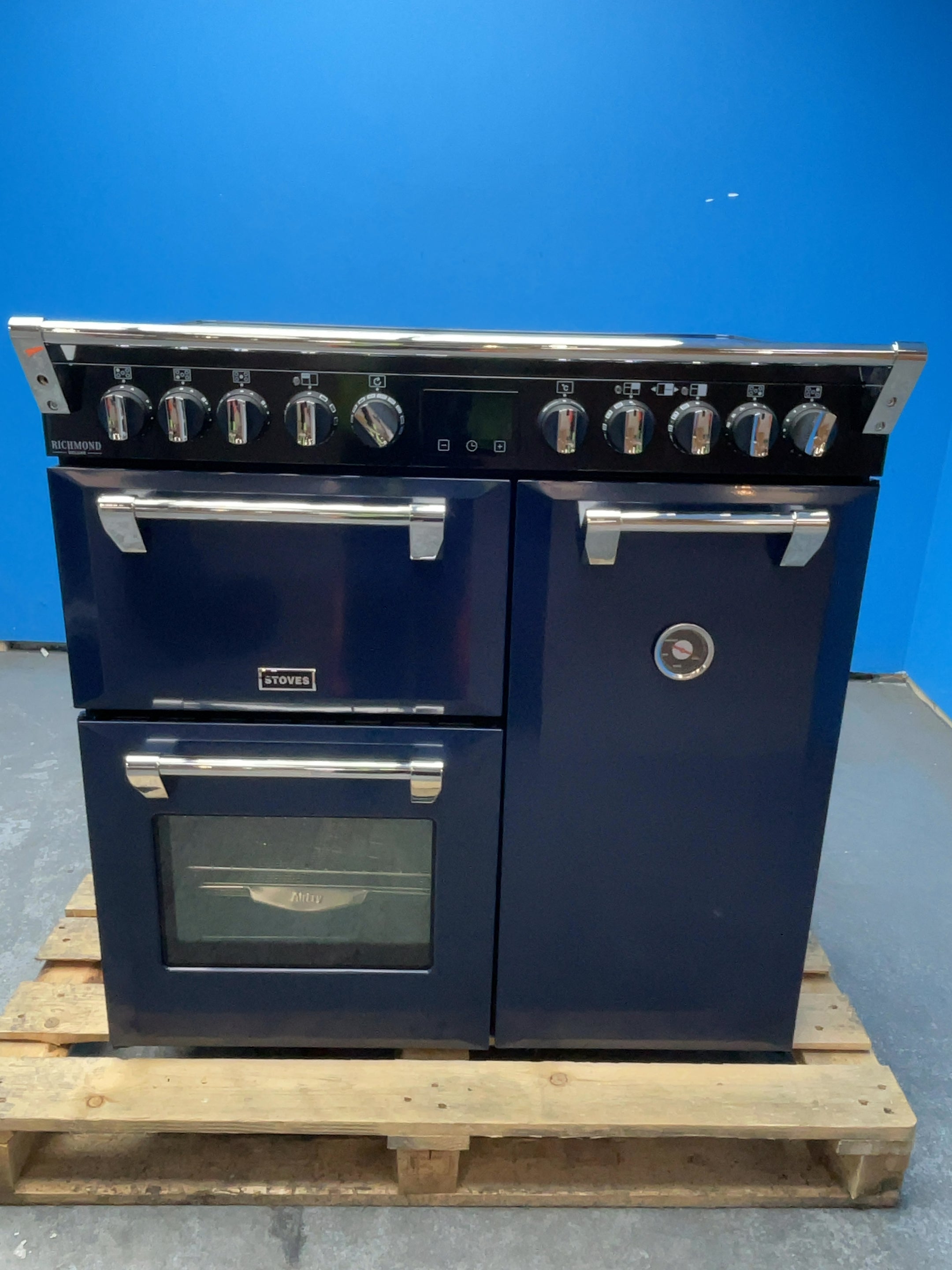 #GRC-164-323 - Stoves Richmond Deluxe 90cm Electric Induction Range Cooker – Quad Oven, AirFry, Bridgeable Hob, Black