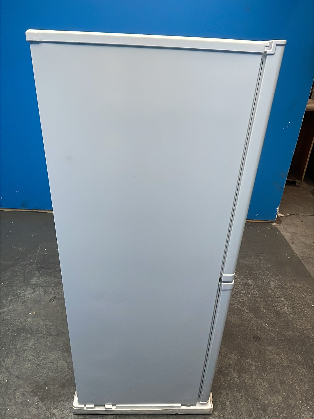 #GRC-164-411 - Candy 55cm Fridge Freezer – 185L, White, Static