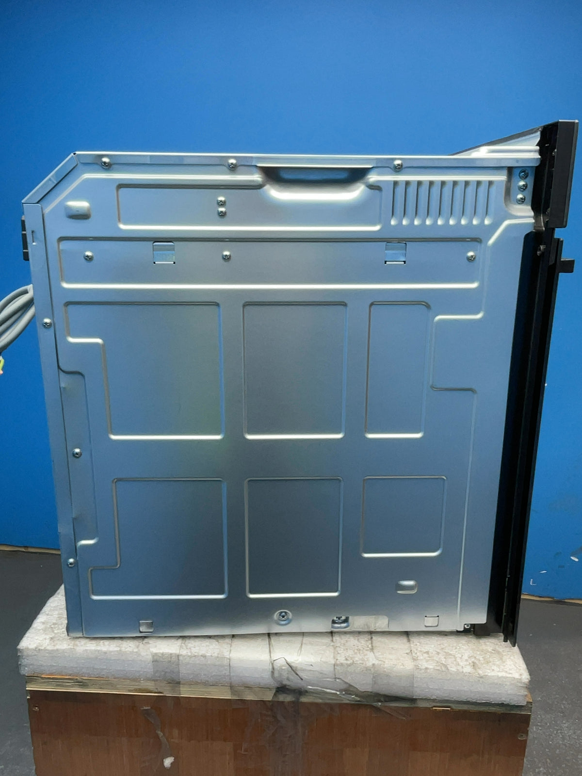 #GRC-164-475 - Haier ID Series 2 Built-In Single Electric Oven – 78L Capacity, Air Fry, Pyrolytic Cleaning, WiFi
