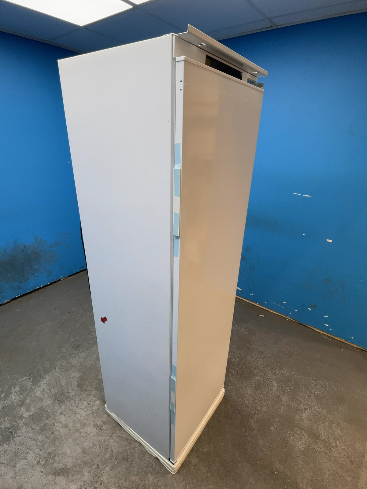 #GRC-164-516 - Haier 54cm Integrated Tall Larder Fridge – 316L Capacity, Smart Connected