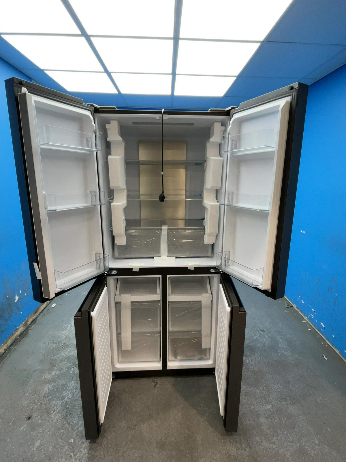 #GRC-164-517 - Hoover French 4 Door Fridge Freezer – 463L, Silver, Total No Frost