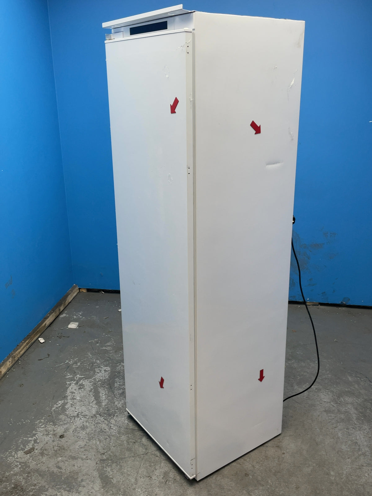 #GRC-164-585 - Haier 54cm Integrated Tall Larder Fridge – 316L Capacity, Smart Connected