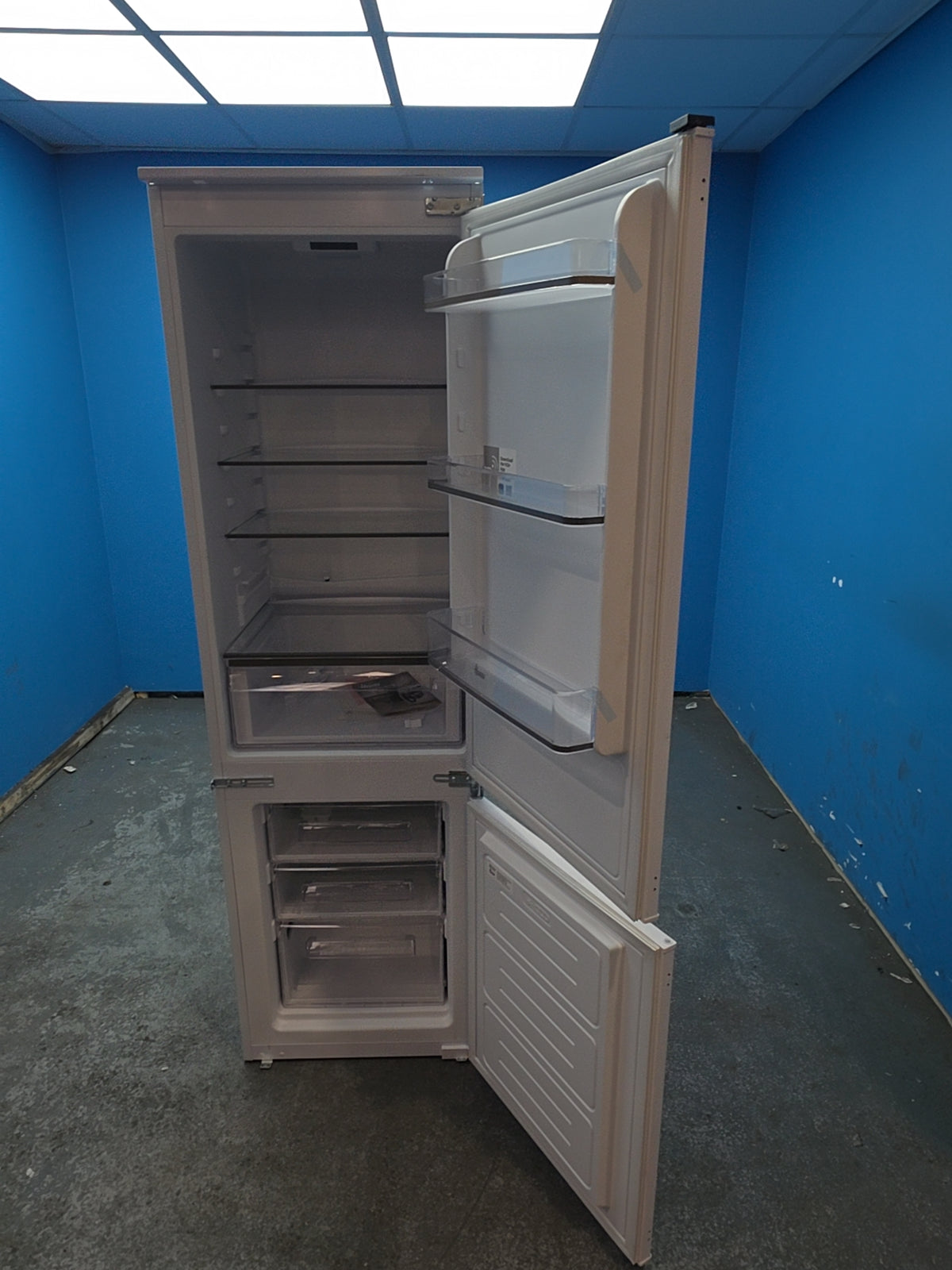 #GRC-164-587 - Hoover H-FRIDGE 300 54cm Single Door Fridge Freezer – 250L, White