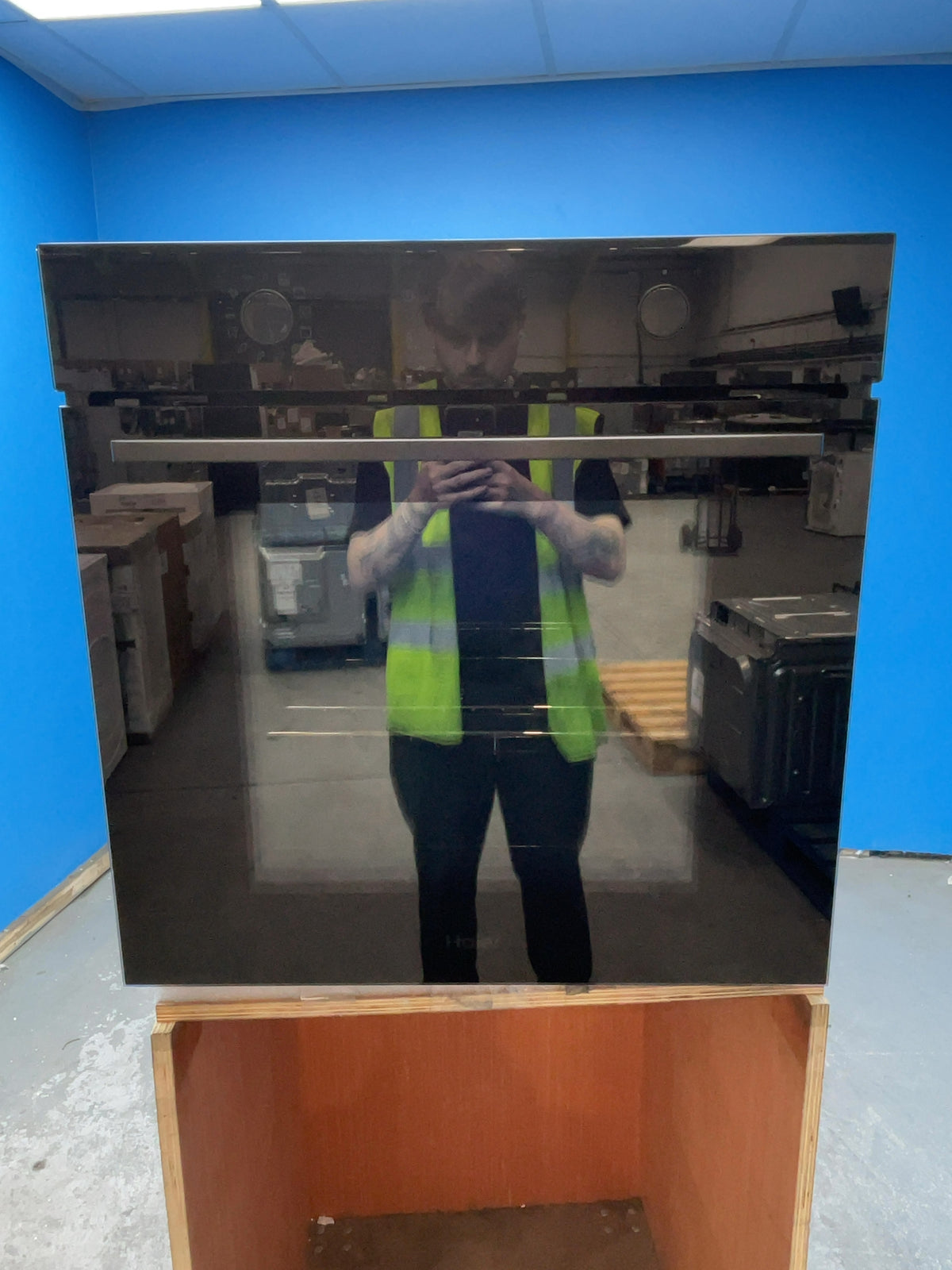 #GRC-164-616 - Haier ID Series 60cm Electric Single Oven – 78L Capacity, Pyrolytic Self-Clean, WiFi Connected